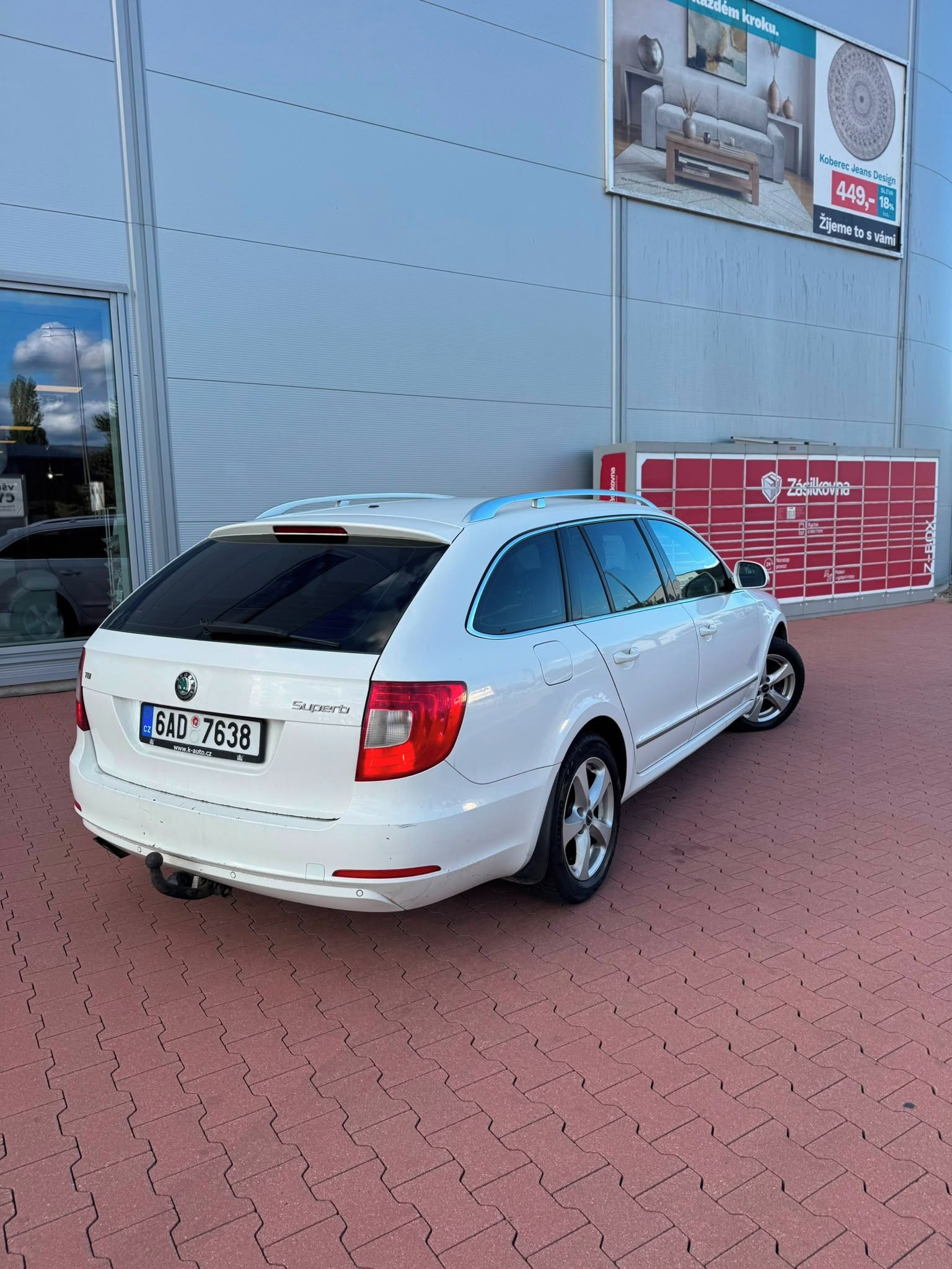 Škoda Superb, 2.0 TDI 103KW servírováno - fotka 2