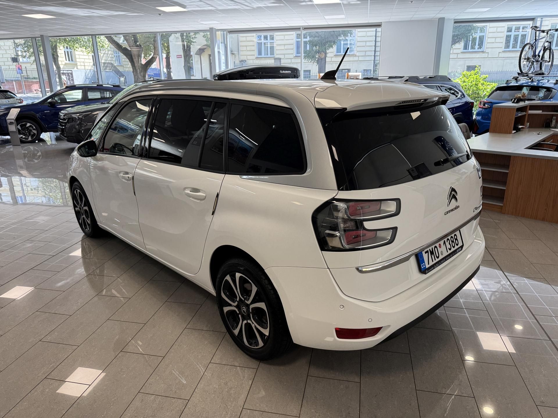 Citroën Grand C4 SpaceTourer, 1.5 Blue HDi 130 EAT8 Shine P. - fotka 3