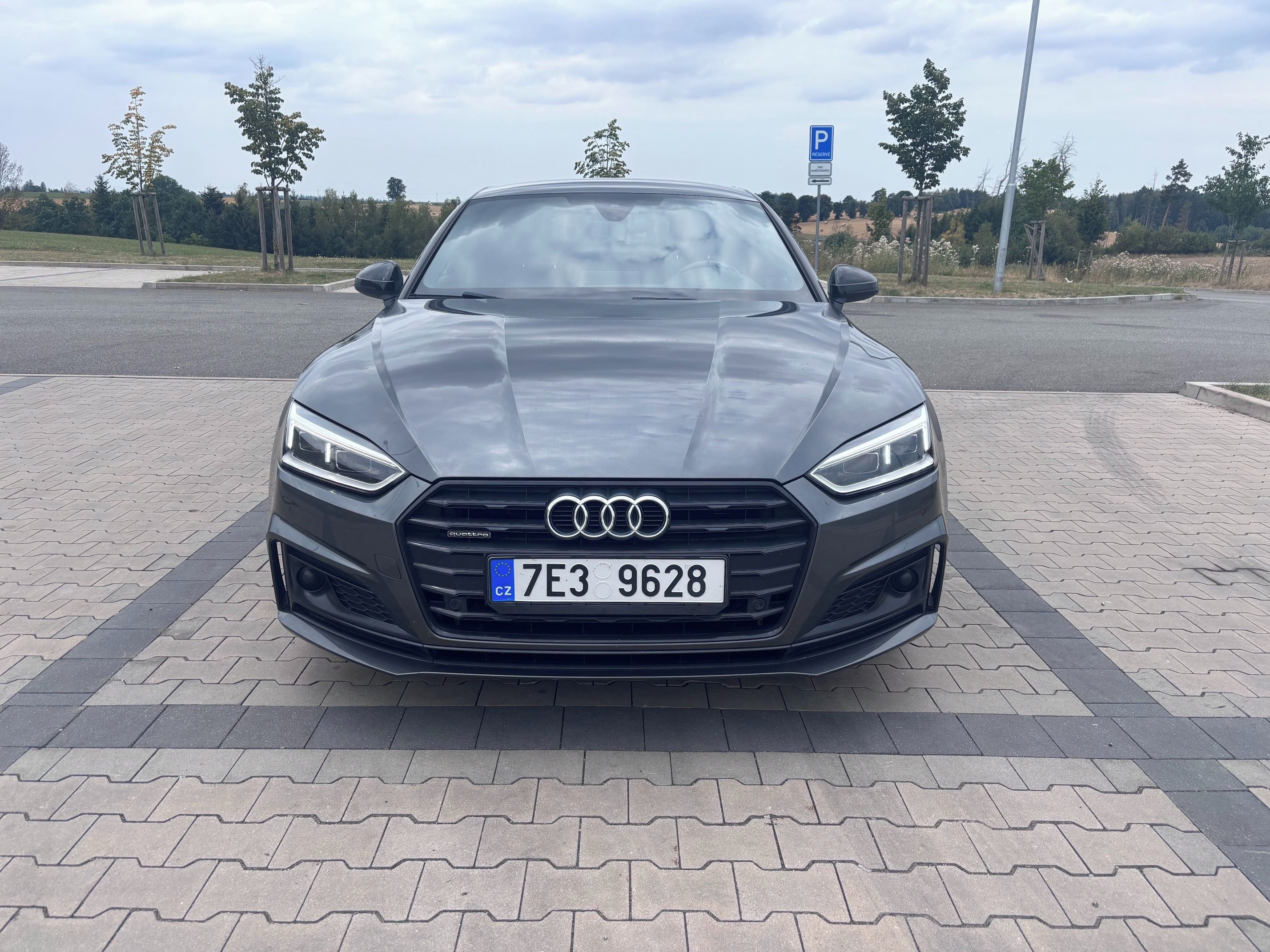 Audi A5, 2.0 TDi Quattro, S-Line - fotka 2