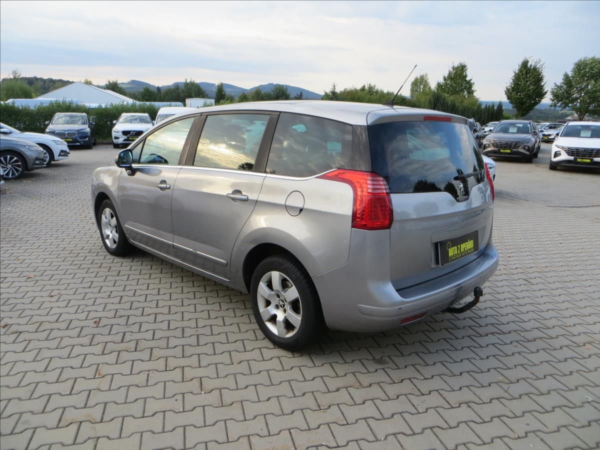 Peugeot 5008, 1,6 Digi Klima, Panorama ČR - fotka 5