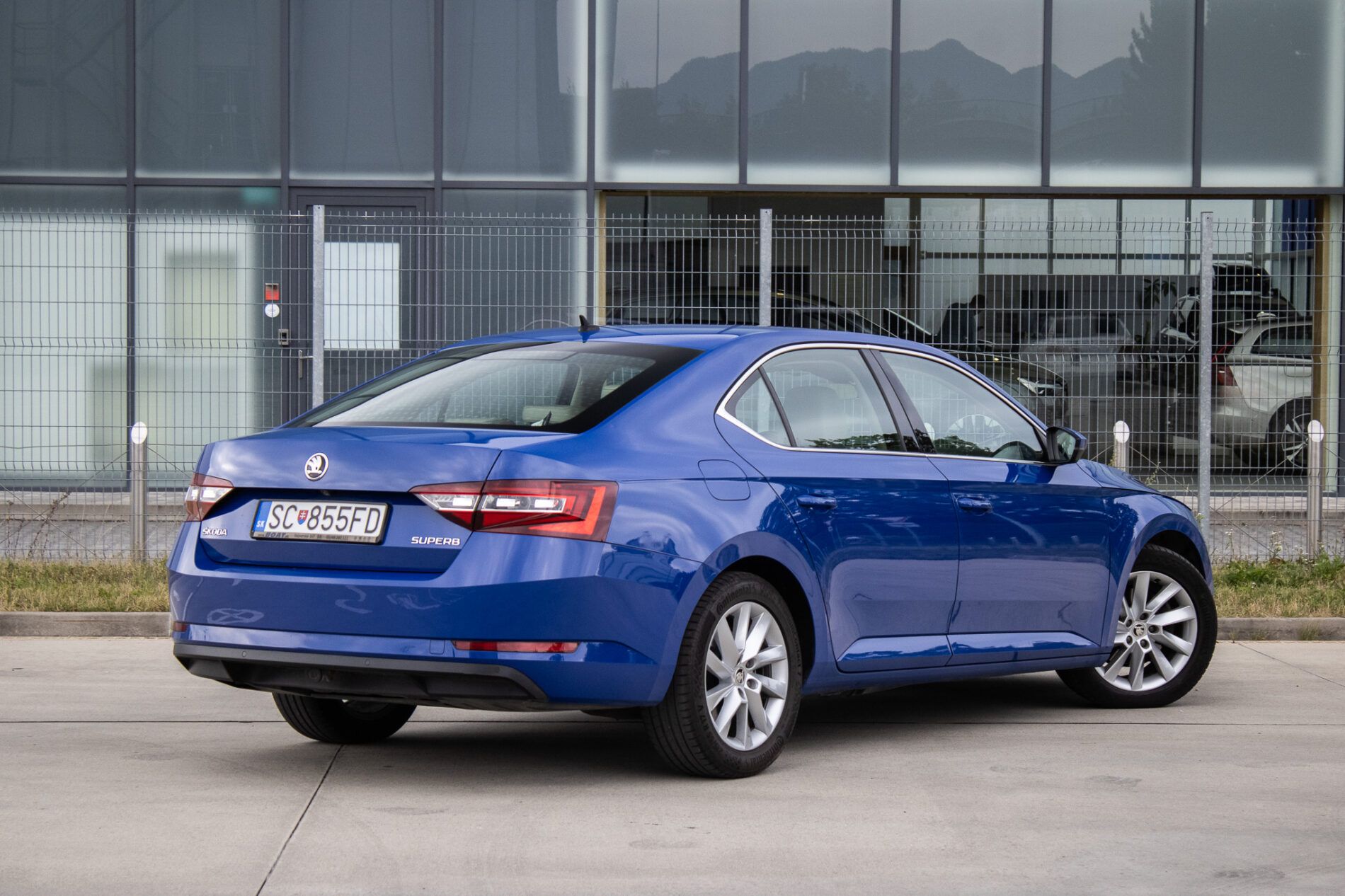 Škoda Superb - fotka 5