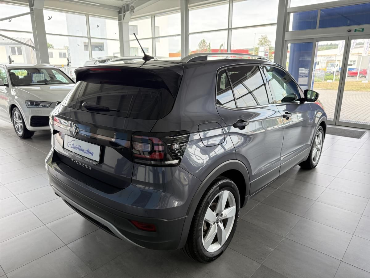Volkswagen T-Cross, 1,5   TSI 110kW,DSG,STYLE,1.MA - fotka 6