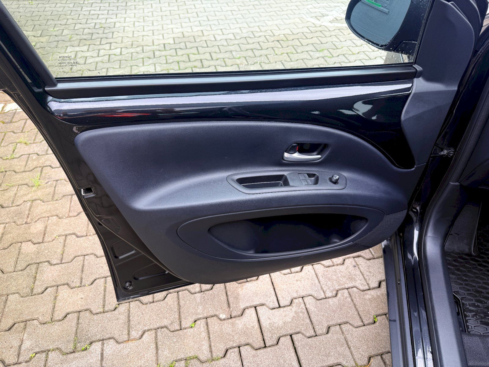 Toyota Aygo, X 1.0 VVT-i 53kW/72PS 1.maj - fotka 6