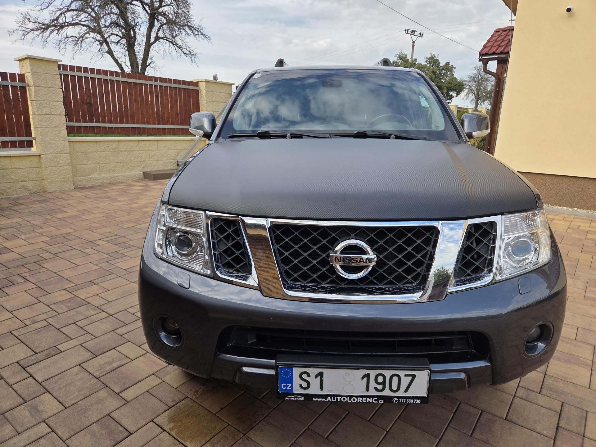 Nissan Pathfinder, 2.5 dCi LE 140Kw manuál - fotka 6