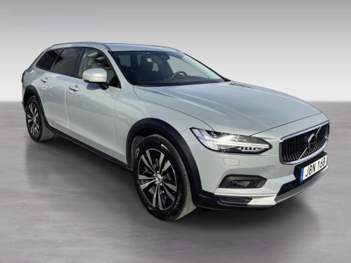 Volvo V90, CC B4 AWD Core NezTop Tažné - fotka 3