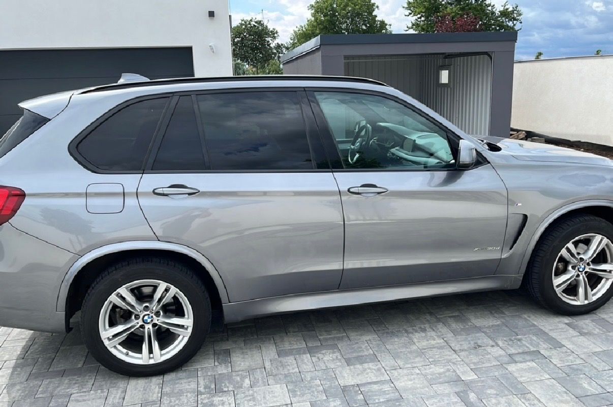 BMW X5 - fotka 5