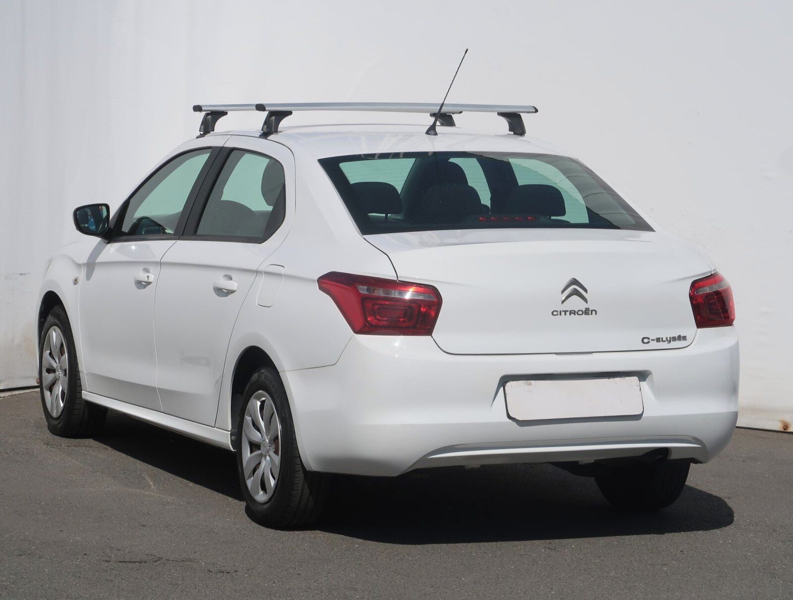 Citroën C-Elysée, 1.2 PureTech, ČR,1.maj - fotka 4