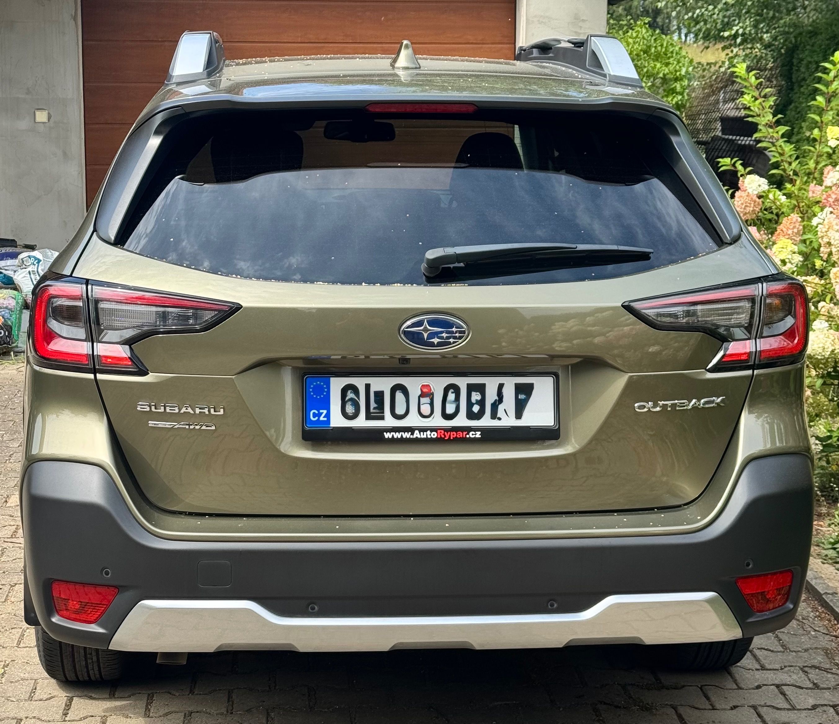 Subaru Outback, Touring 2.5 4x4 - fotka 3