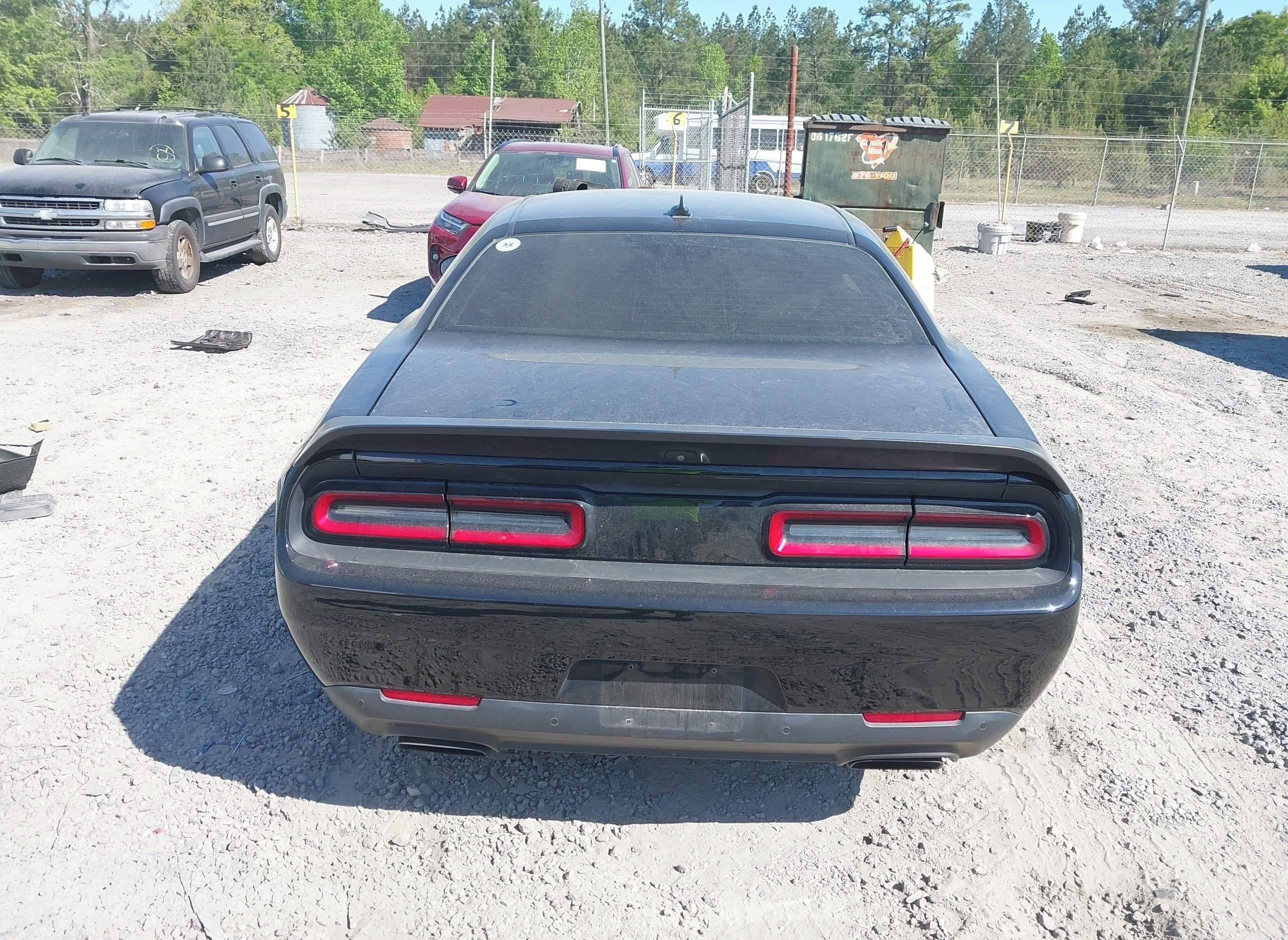 Dodge Challenger, Auto na cestě - fotka 6