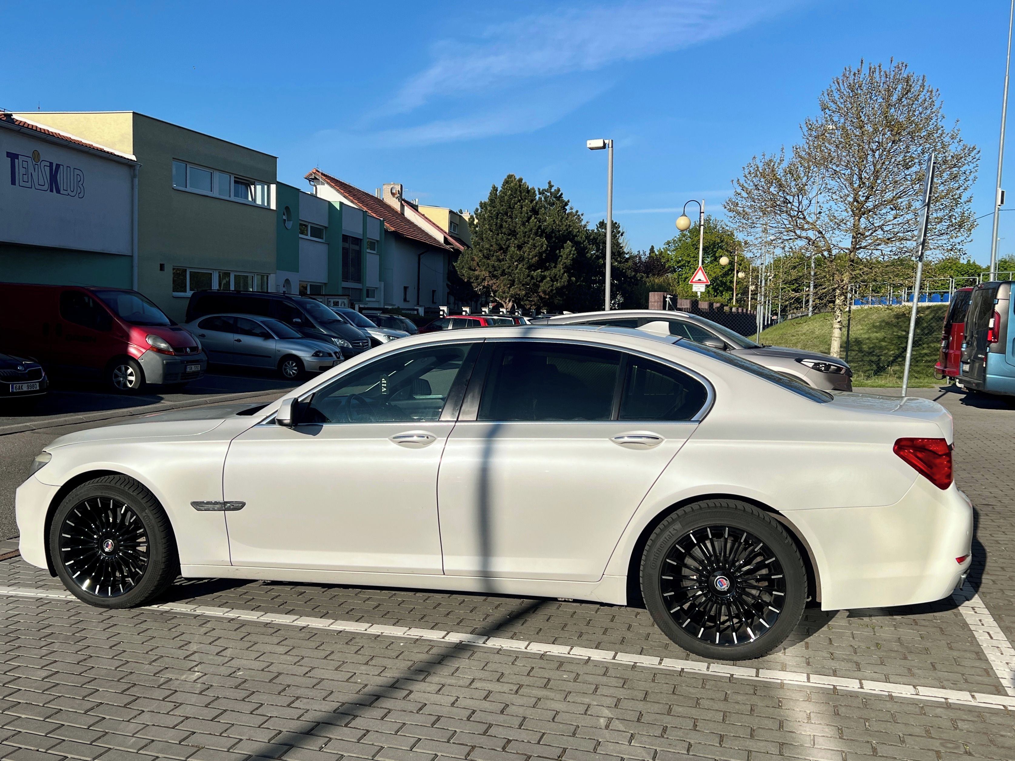 BMW Řada 7, BMW 740D XDrive - fotka 2