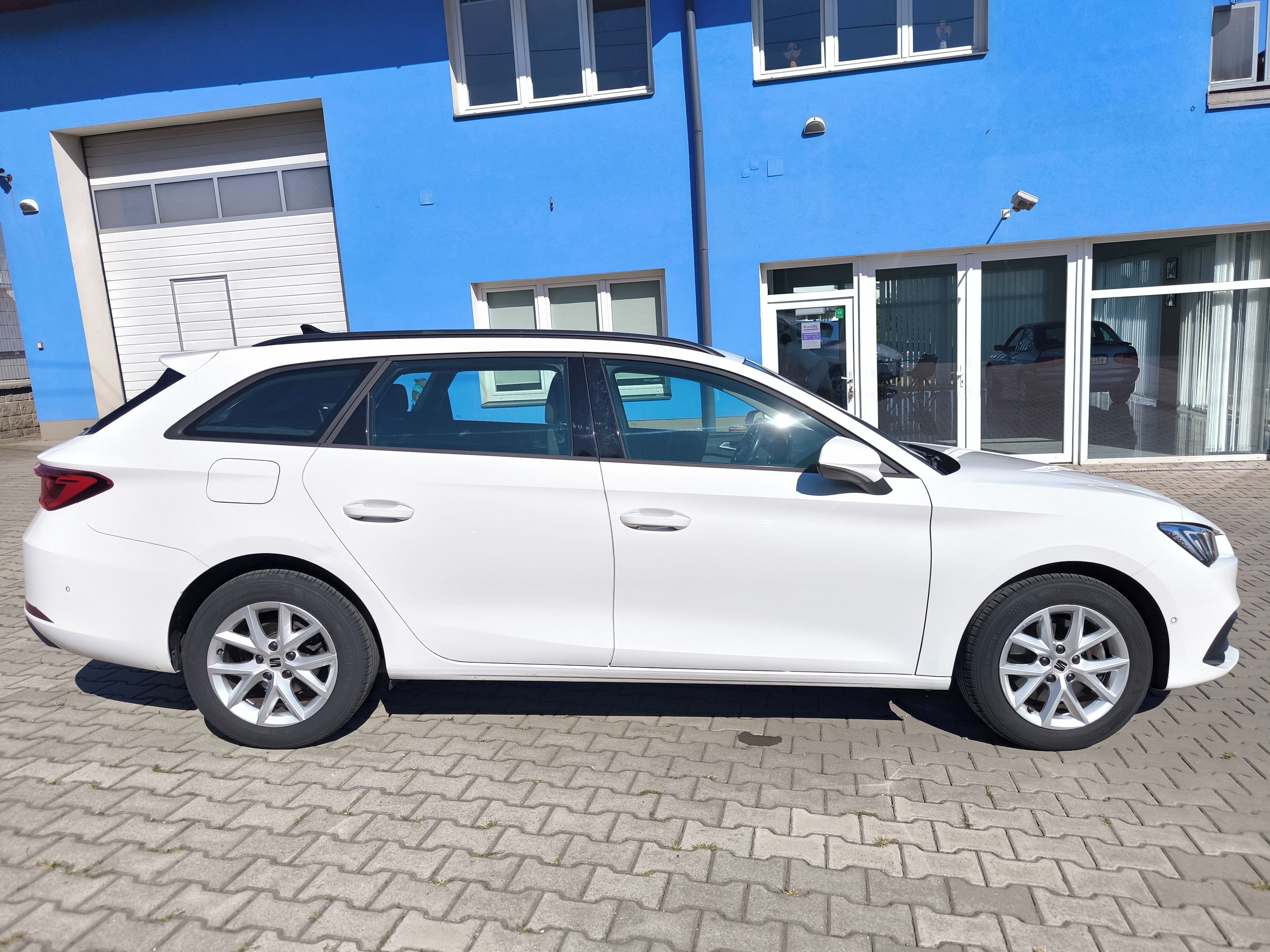 Seat Leon, 2.0 TDi Style REZERVACE - fotka 4