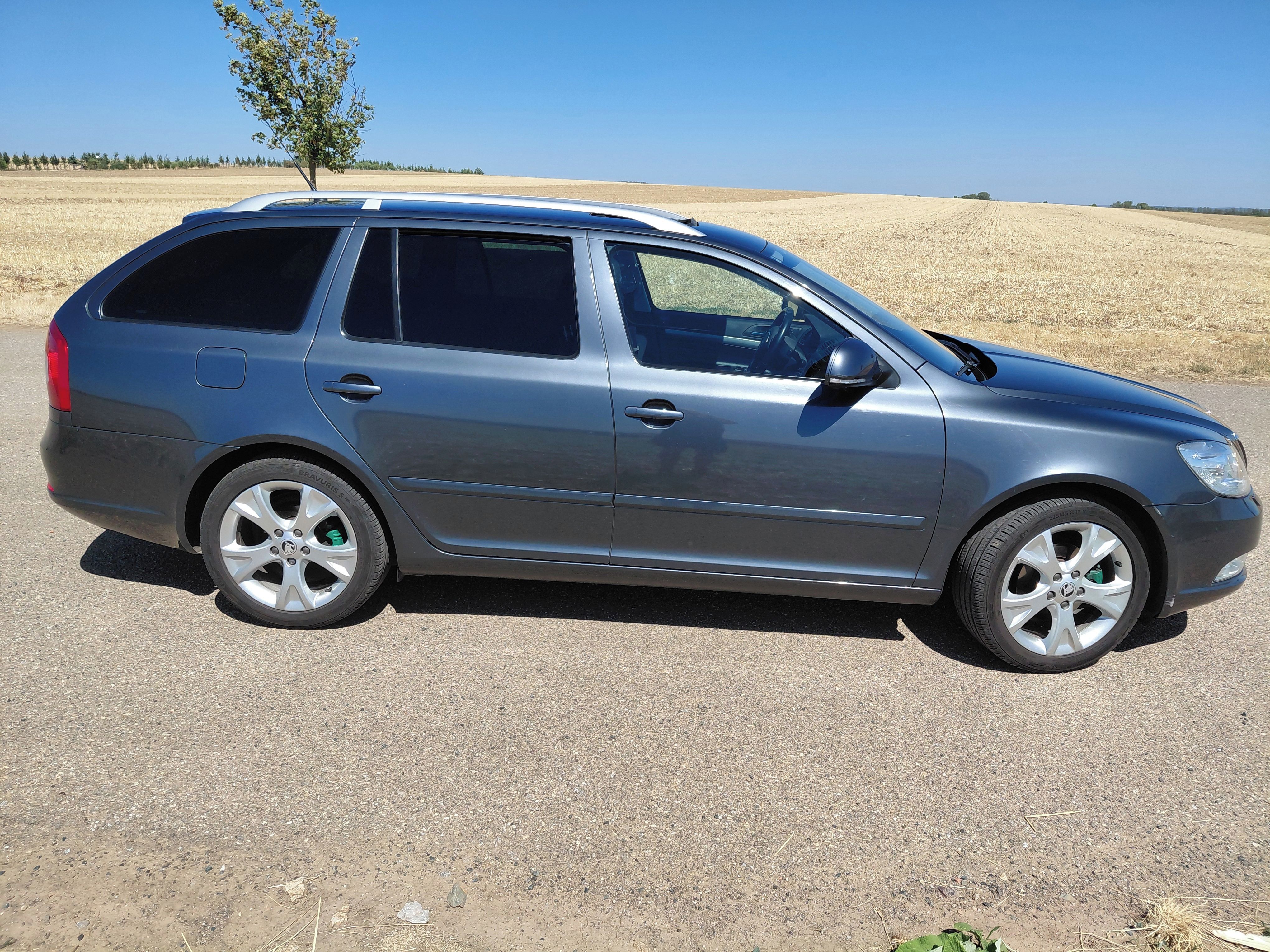Škoda Octavia - fotka 4
