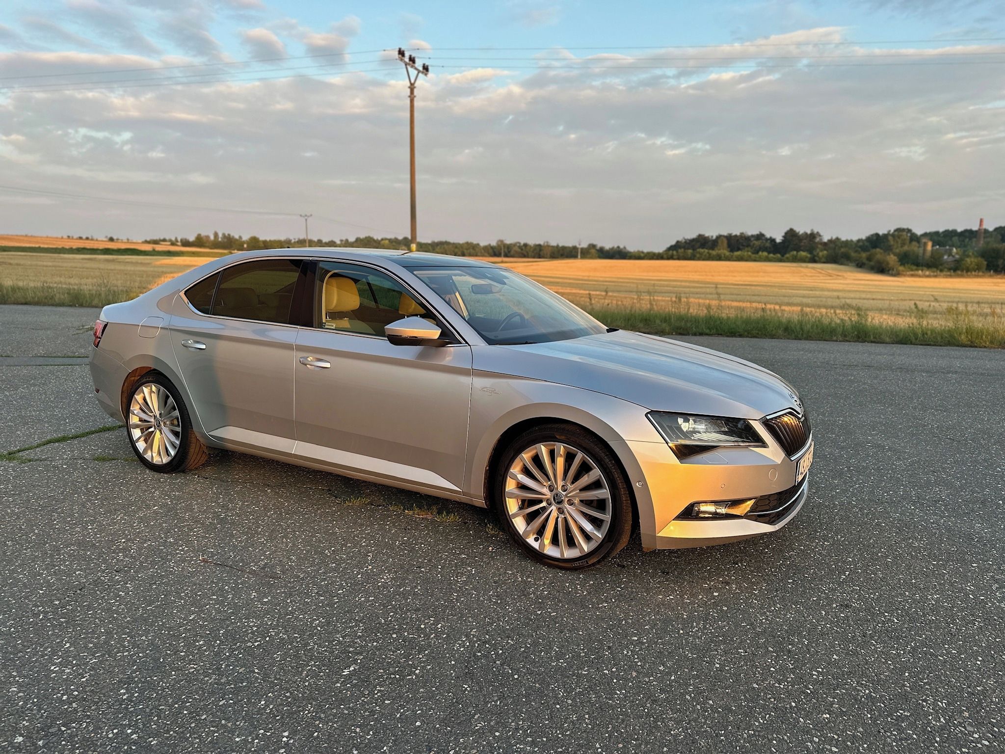 Škoda Superb, Superb L&K 2.0TDI Webasto - fotka 3