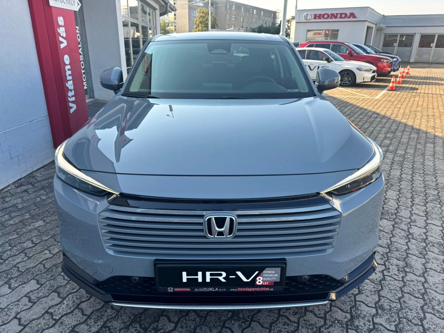Honda HR-V, 1.5 e:HEV Advance SKLADEM - fotka 4