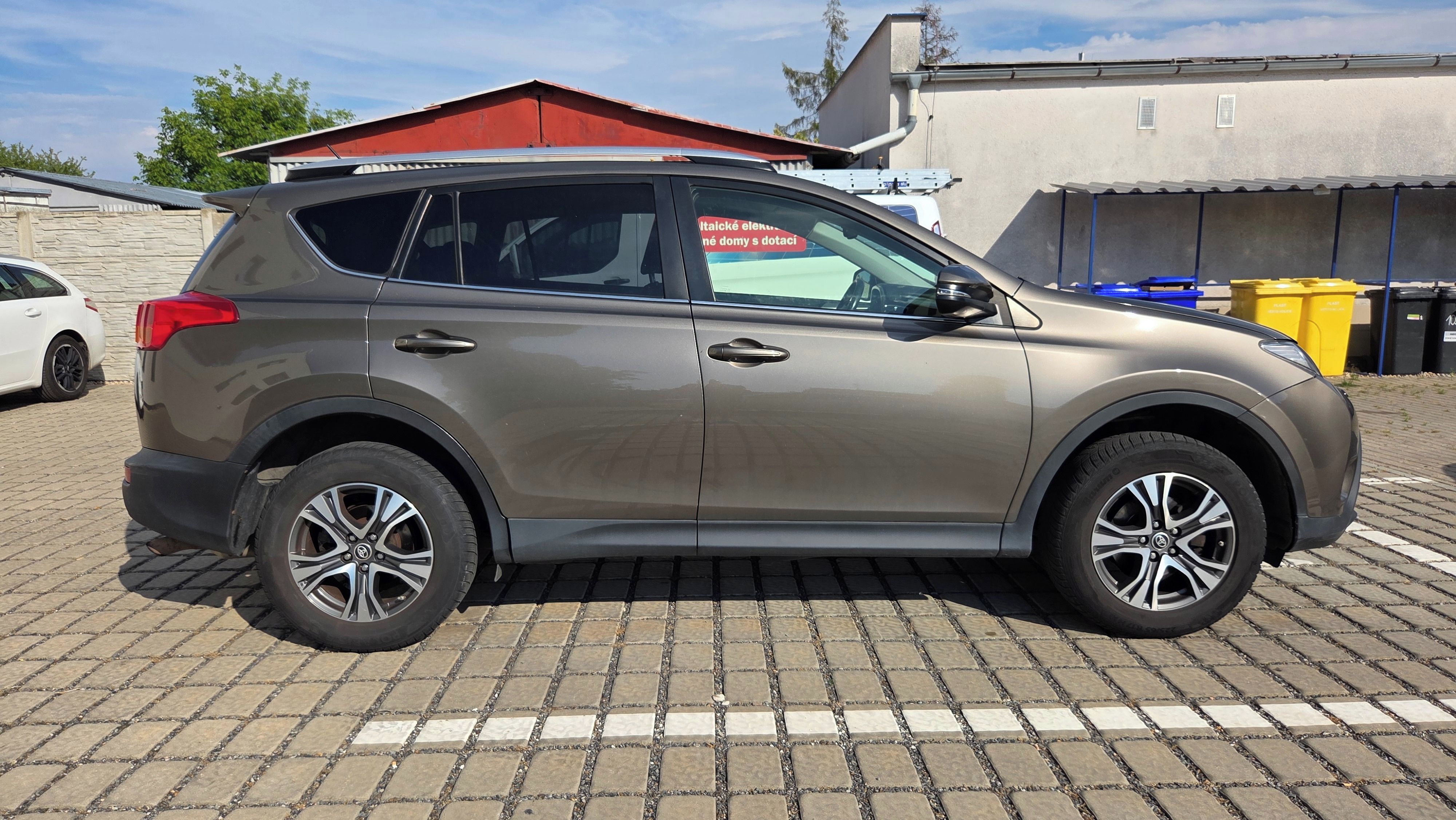 Toyota Rav4, 2.0 VVT-i AWD, bez investic