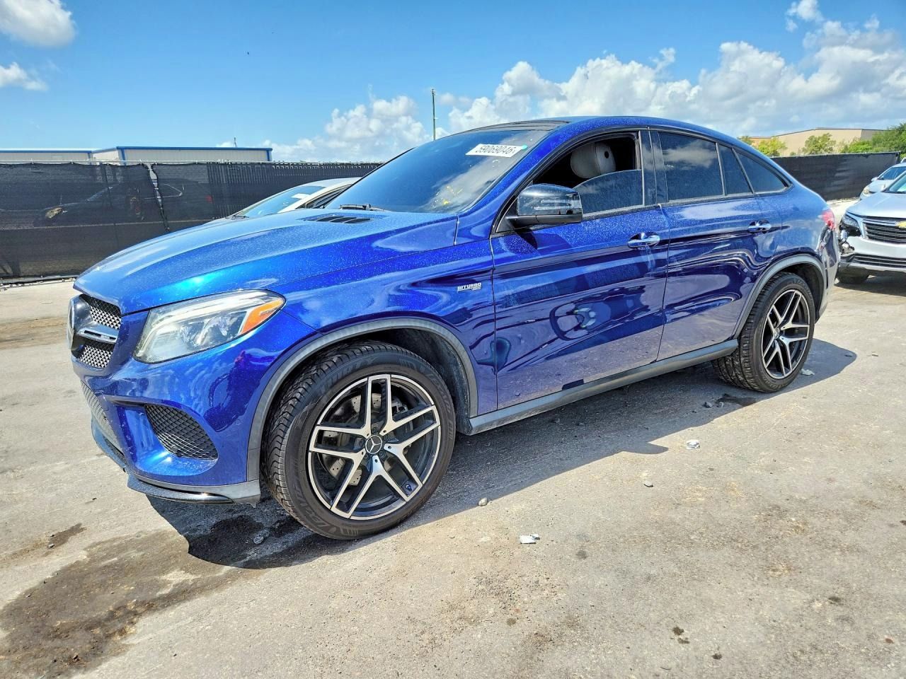 Mercedes-Benz GLE, Auto na cestě