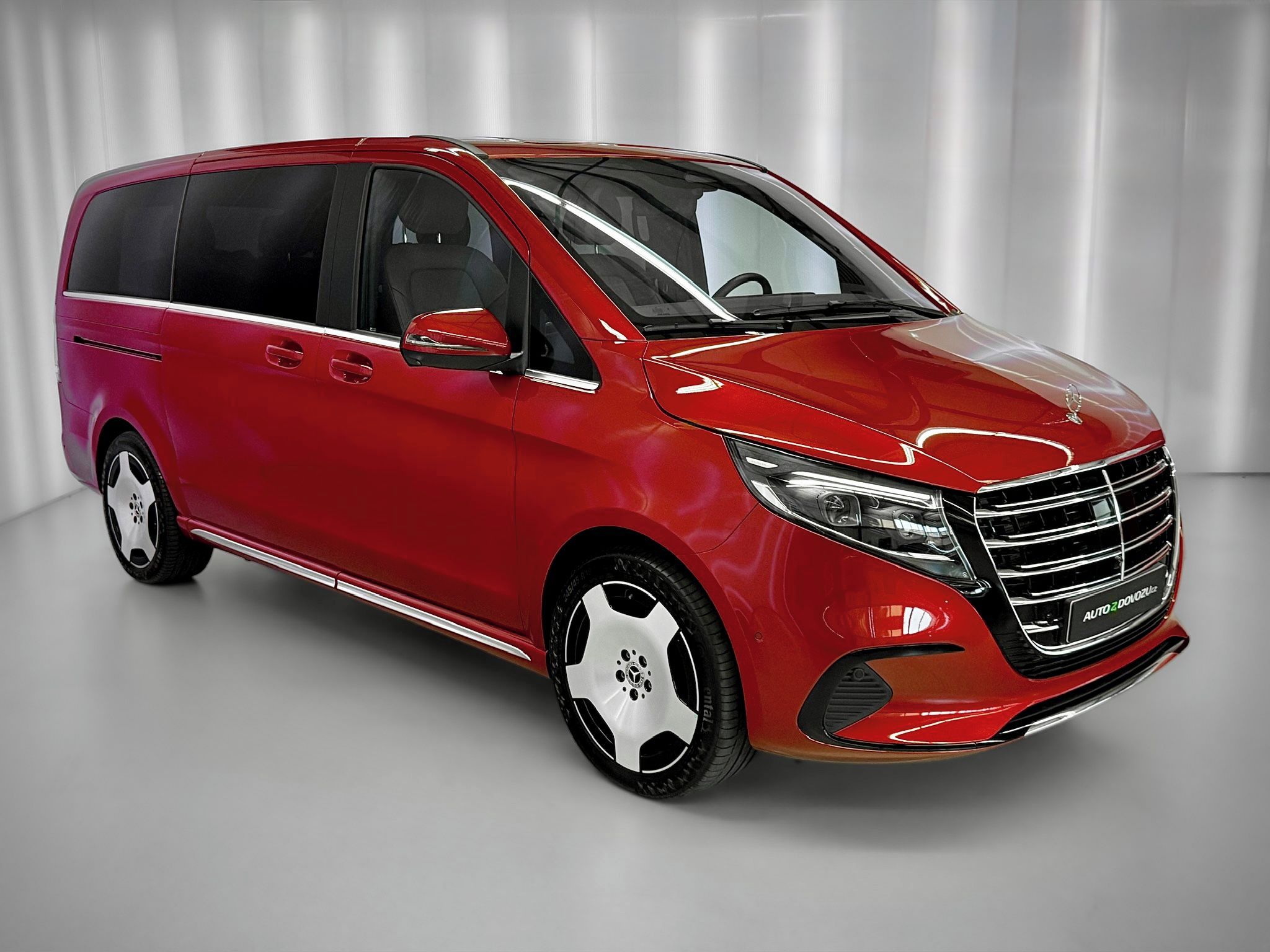 Mercedes-Benz Třídy V, d 4MATIC EXCLUSIVE AMG LONG, A - fotka 4
