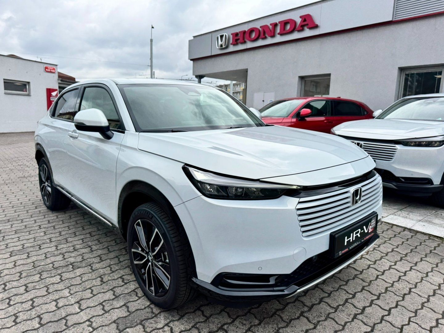 Honda HR-V, 1.5 e:HEV Advance MR27 SKLADEM - fotka 2