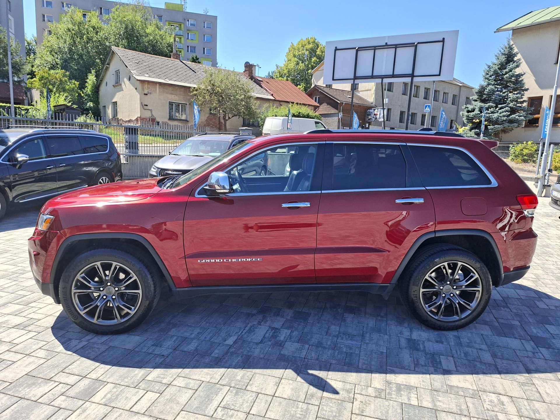 Jeep Grand Cherokee, 3,6L V6 Limited,4x4,tažné,R20 - fotka 4