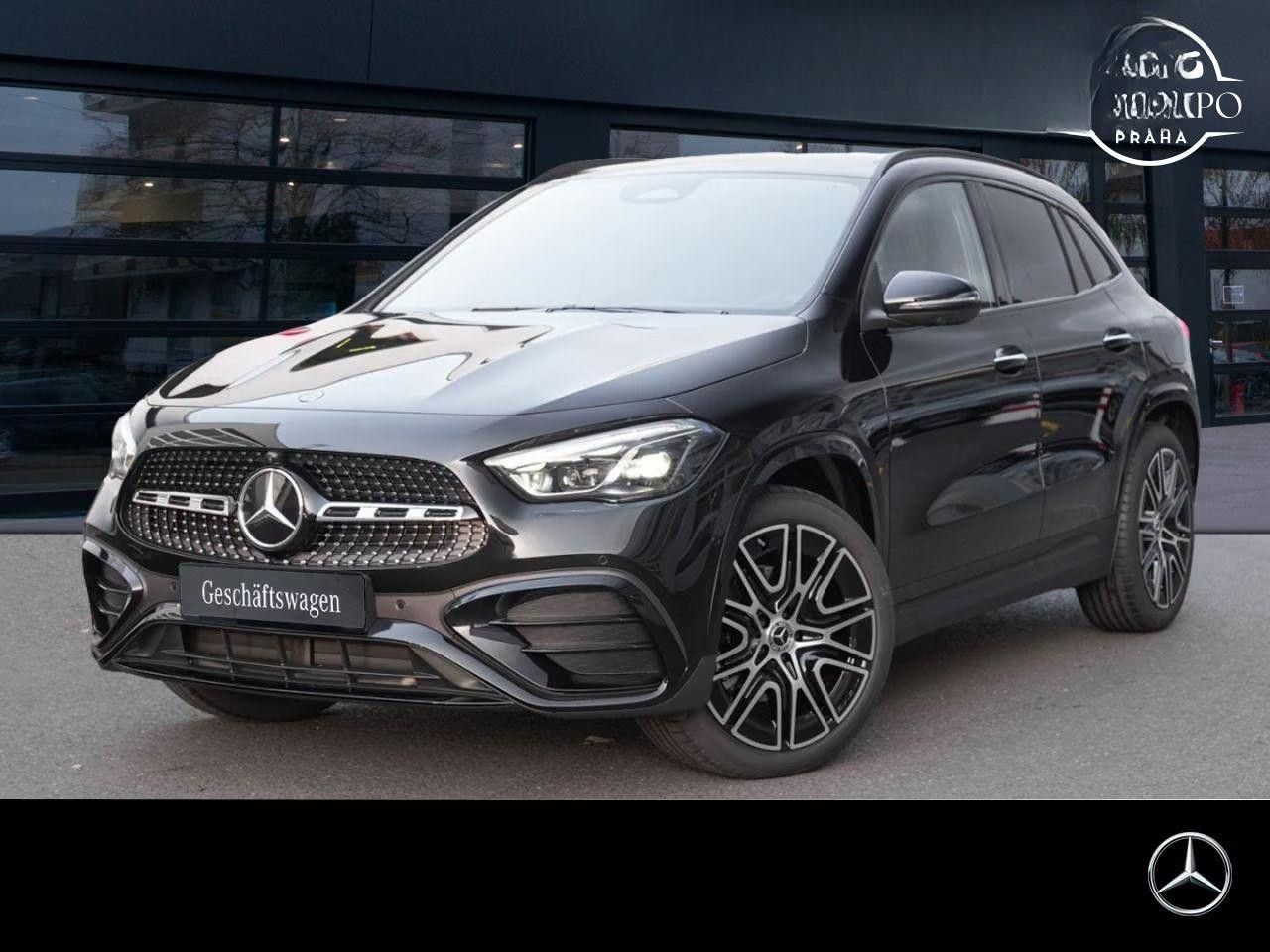 Mercedes-Benz GLA, 220d 4MATIC AMG Night*Panorama