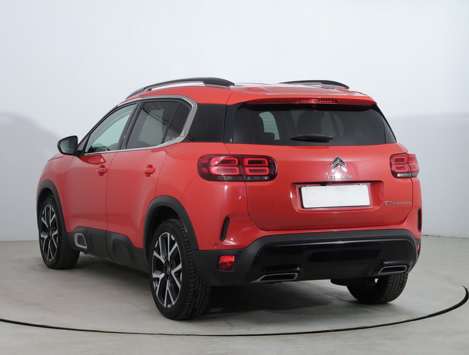 Citroën C5 Aircross, BlueHDi 180, Automat, Kůže - fotka 4
