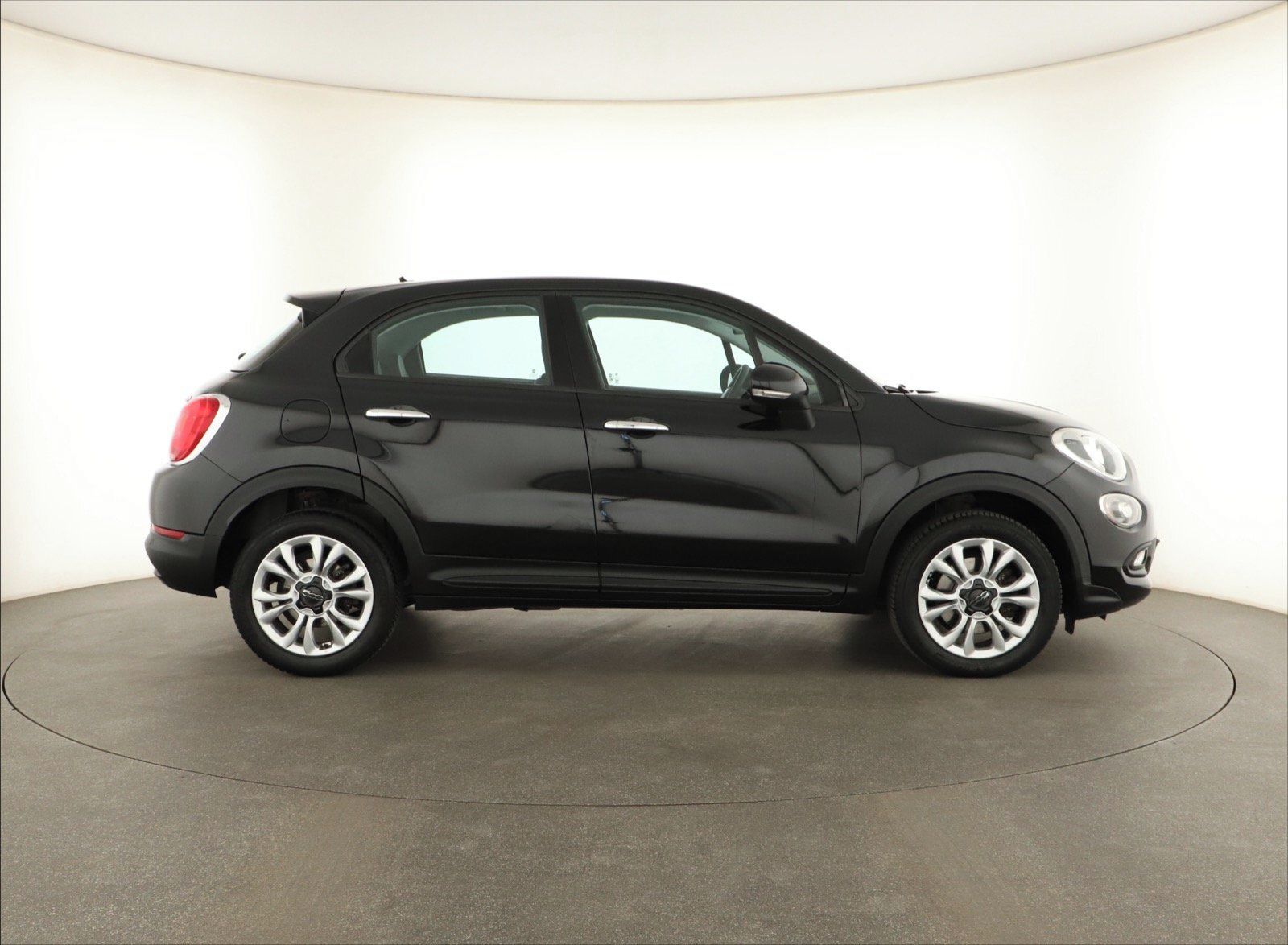 Fiat 500X, 1.6 E.torQ, Navi - fotka 6