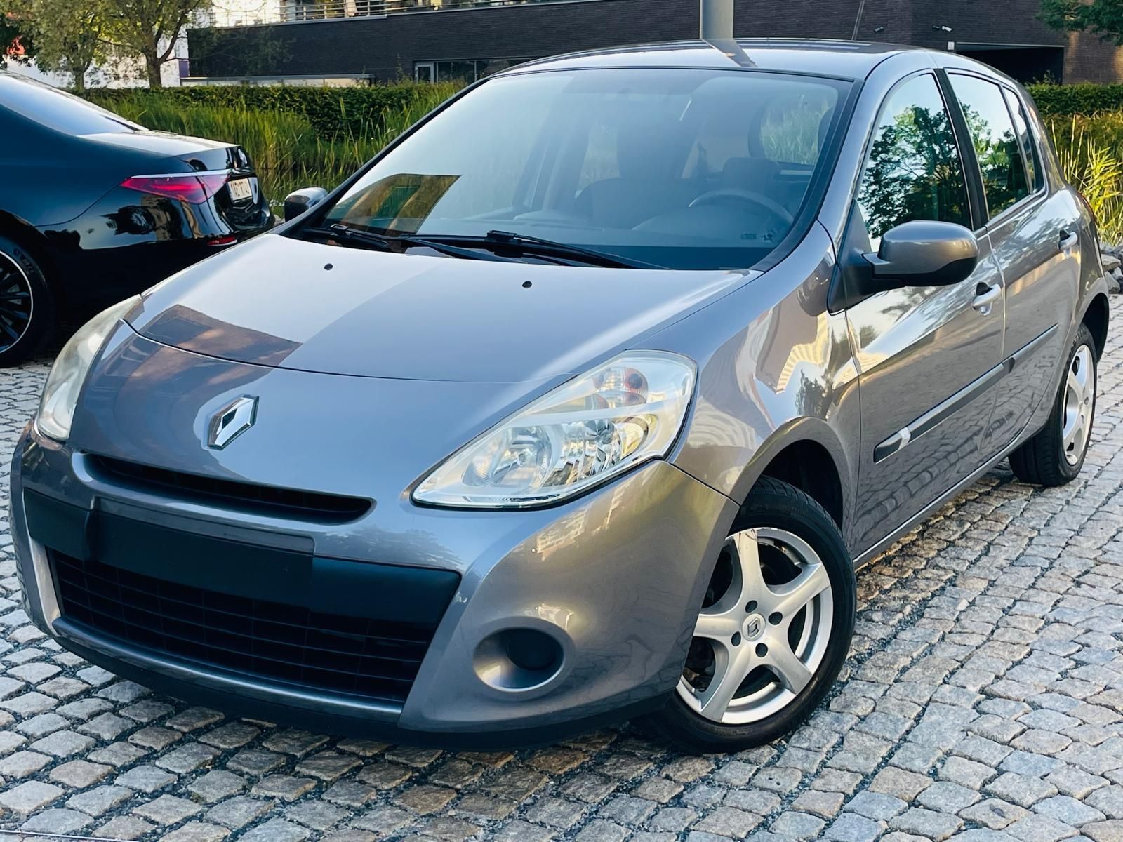 Renault Clio, 1.2i 55KW MANUÁL 1MAJITEL