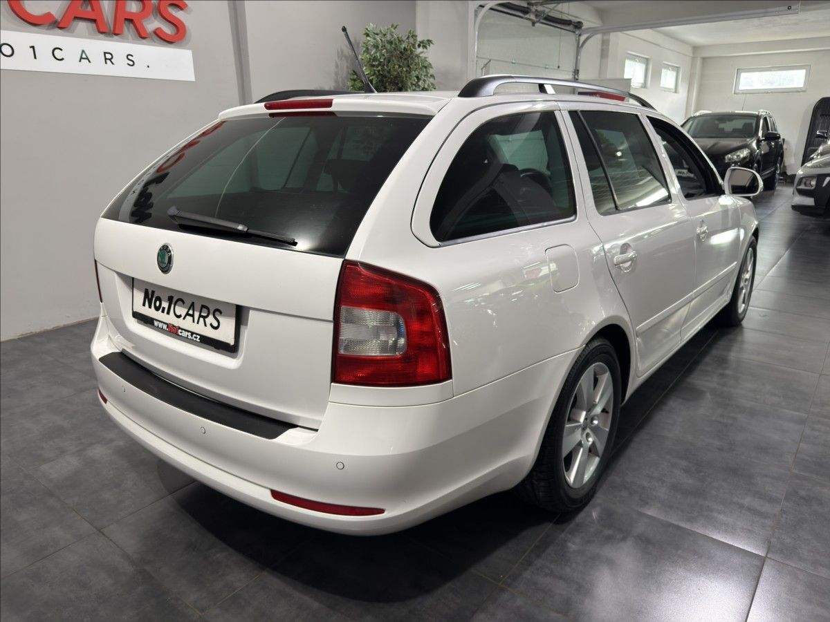 Škoda Octavia, 1,4   TSI 90KW NOVÉ ROZVODY - fotka 5