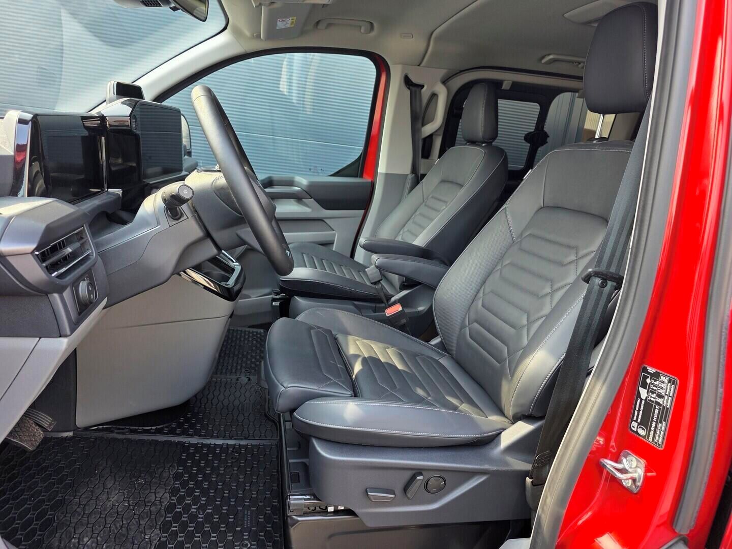 Ford Tourneo Custom, Tourneo Custom Titanium X, 2,0 - fotka 5