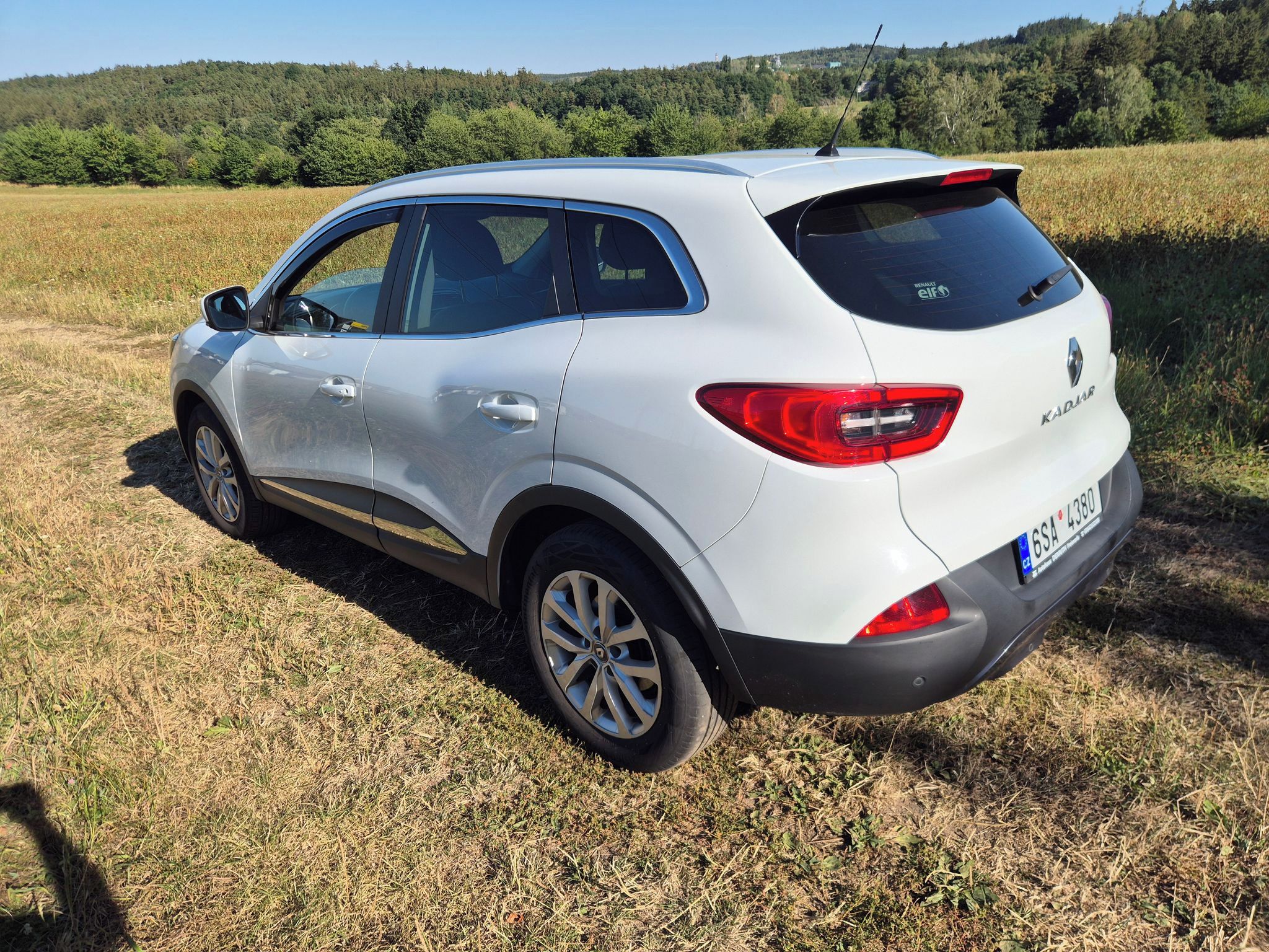 Renault Kadjar, 1.2Tce 96kW, perfektní stav - fotka 4