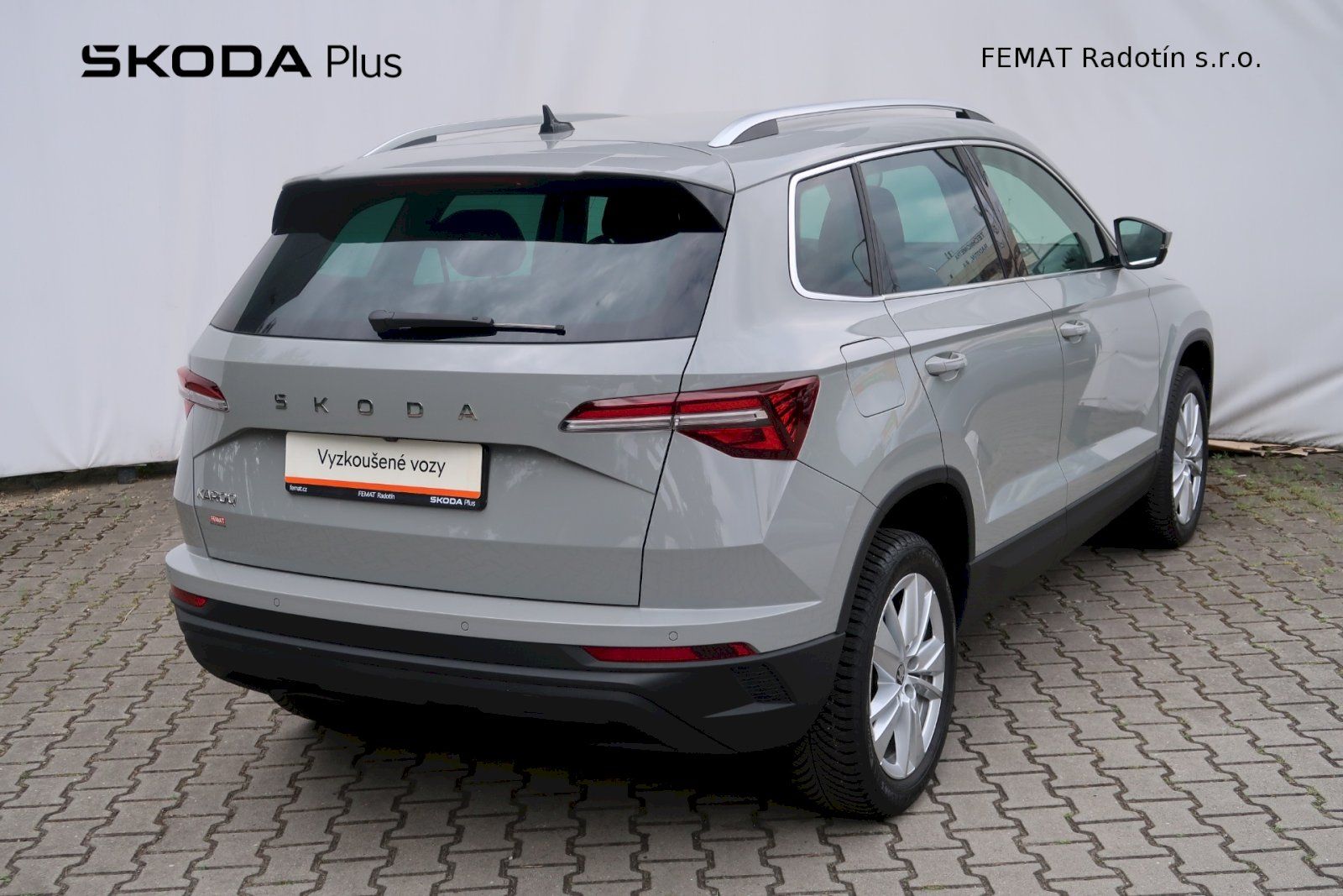 Škoda Karoq, Top Selection 1.5 TSI 110 kW - fotka 2