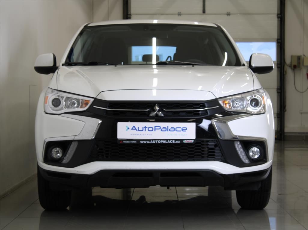 Mitsubishi ASX, 1,6 Mivec 86kW 1.maj.ČR 88tkm. - fotka 2