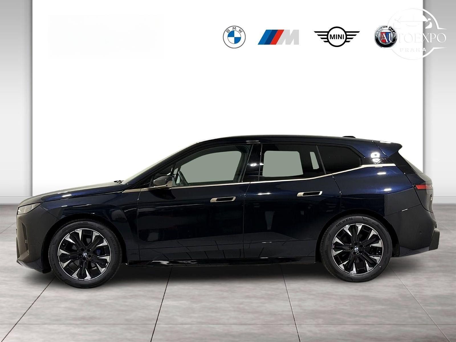 BMW iX, xDrive45 M Sportpaket* - fotka 3
