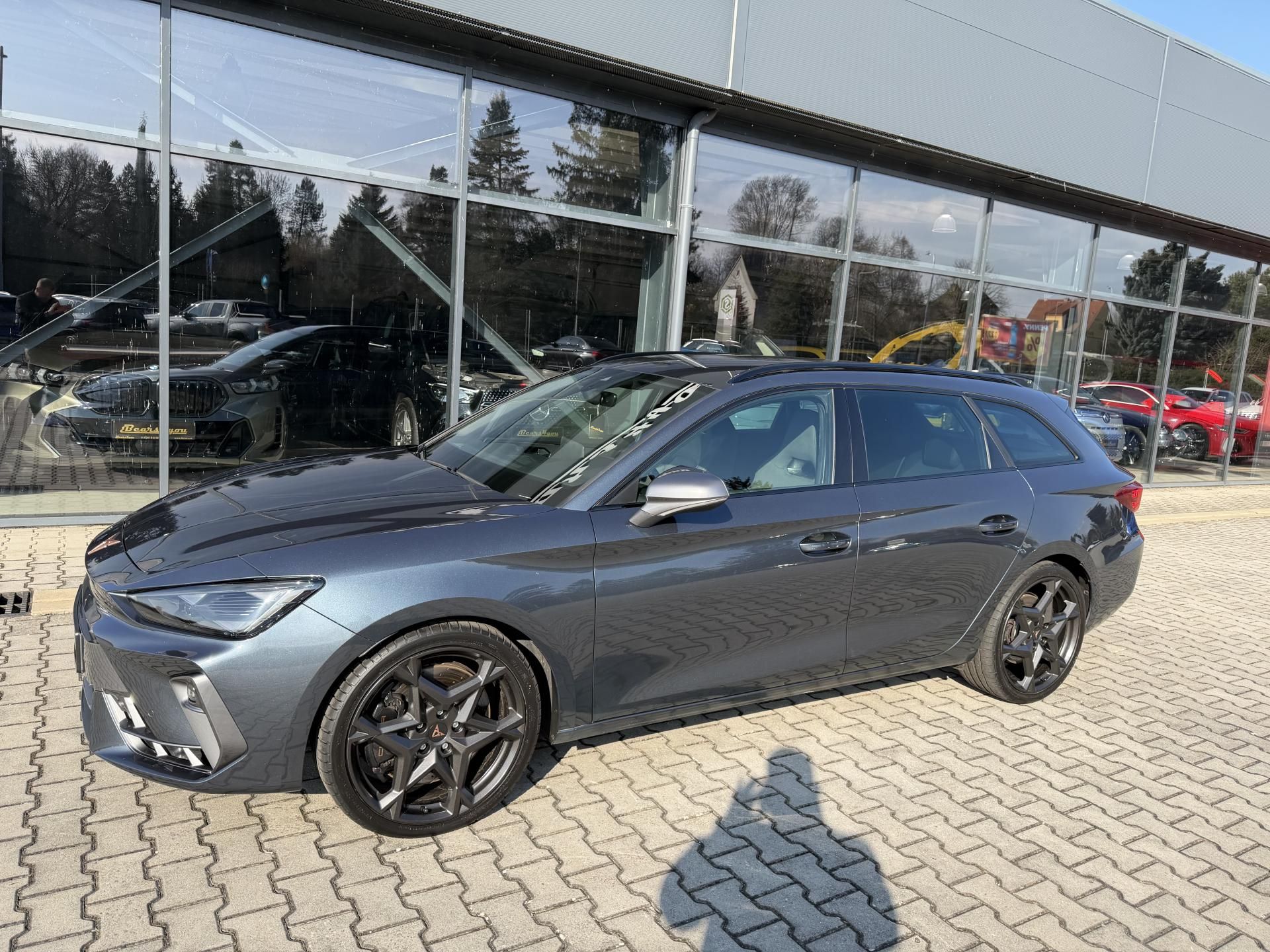 Cupra Leon, VZ 2.0TSI 245kW 4X4 SP DSG TOP - fotka 3