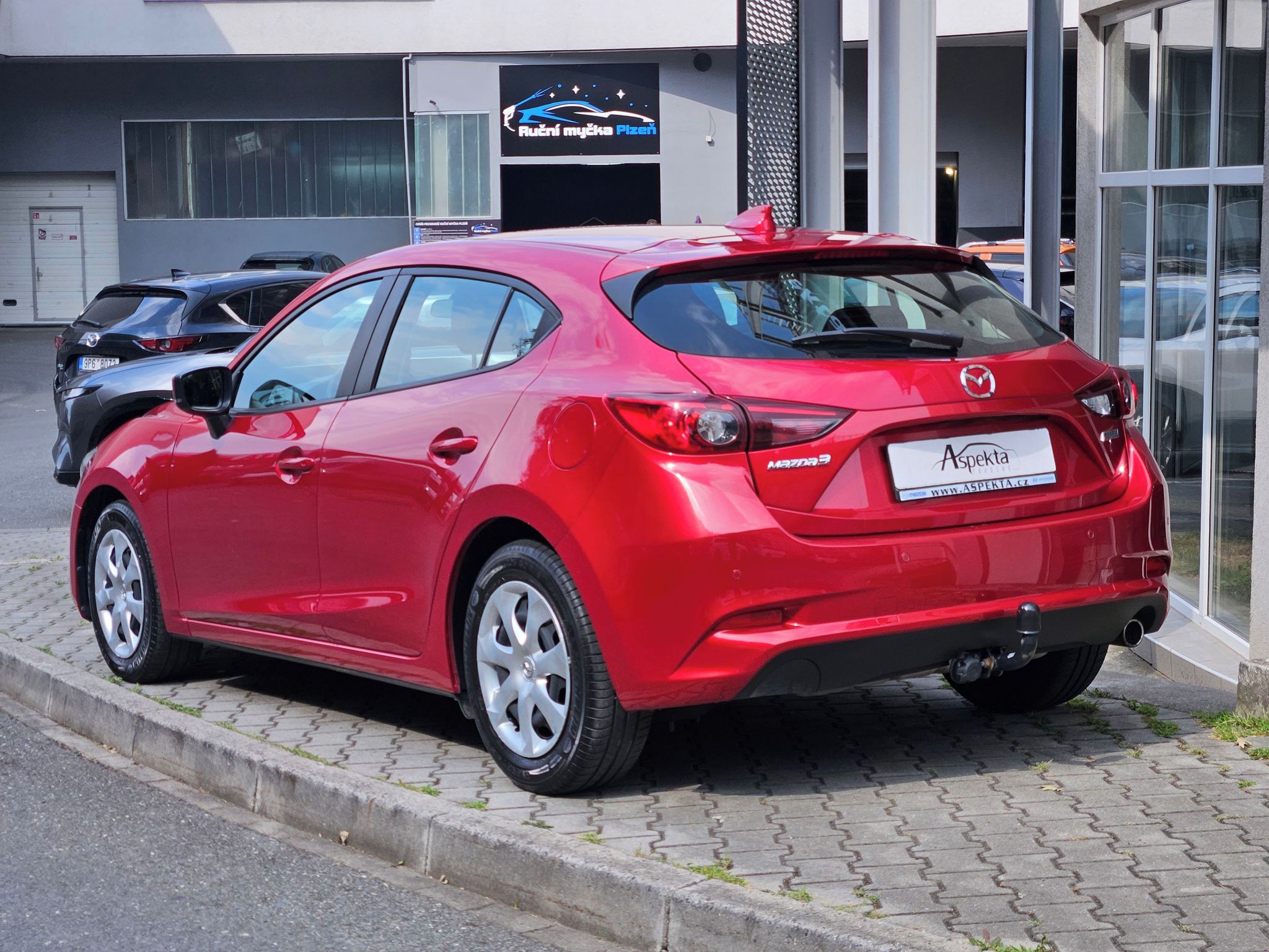Mazda 3, 1.5i SKYACTIV-G 74kW, ČR,1.maj - fotka 3