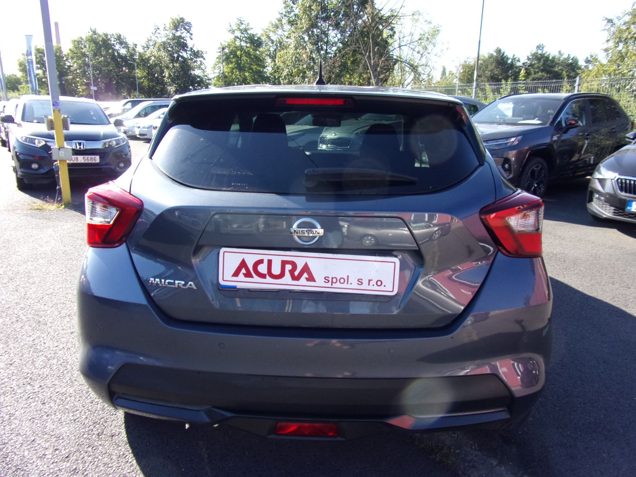 Nissan Micra, 0,9 IG-T Acent 66kW - fotka 4