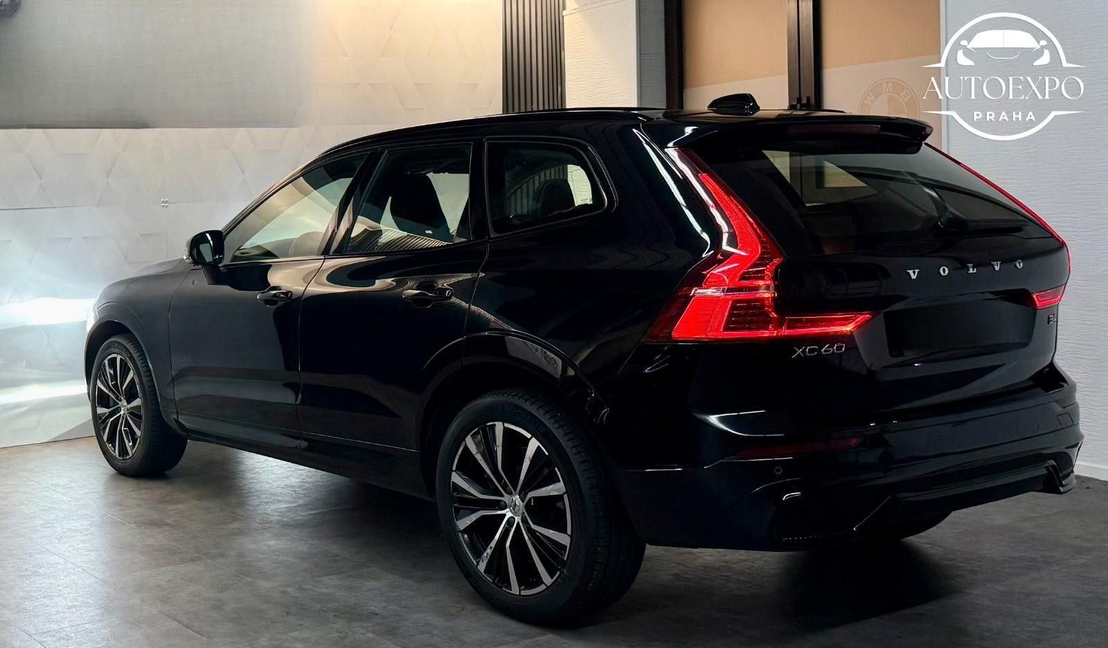 Volvo XC60, Ultimate Dark*LED*PANORAMA - fotka 6