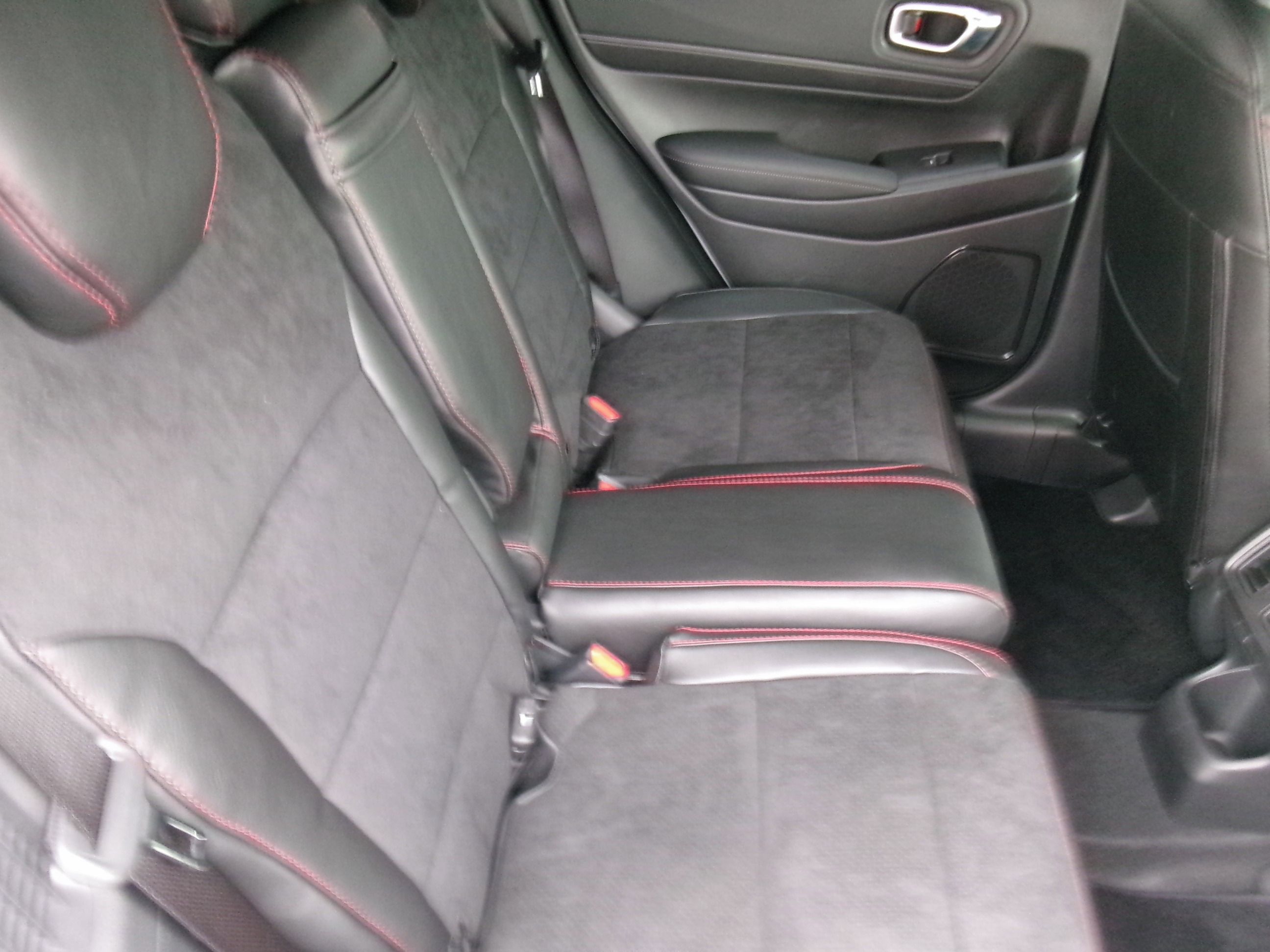Honda HR-V, 1.5e:HEV ELEGANCE SPORT 27 - fotka 2