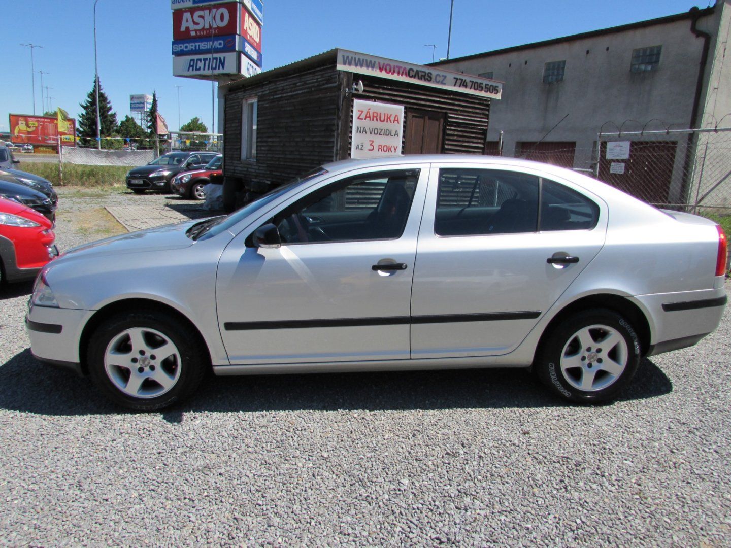Škoda Octavia, 1.6 MPi 75kW, 132.000km - fotka 4