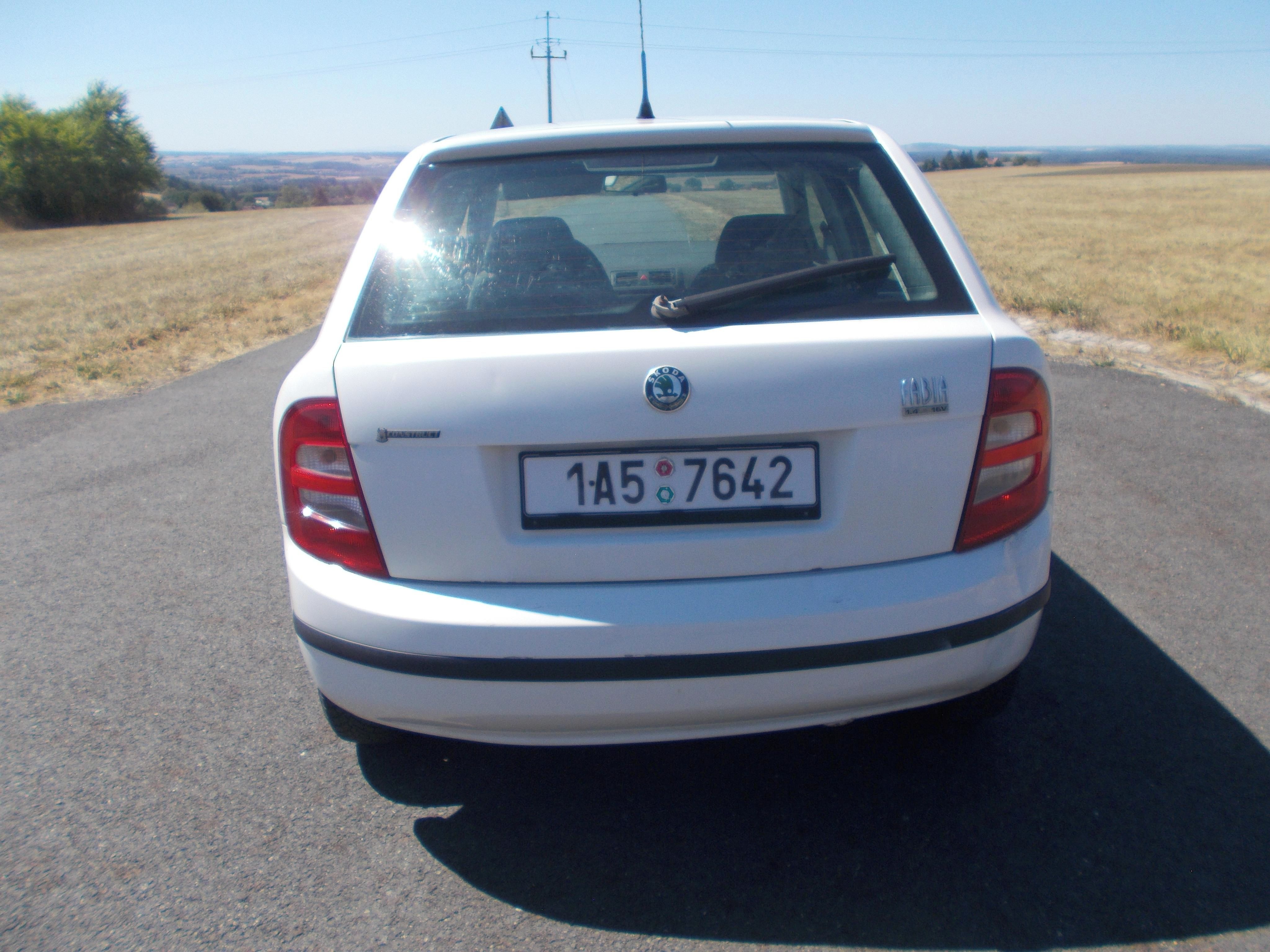 Škoda Fabia, 1,4 16V 55kw - fotka 4