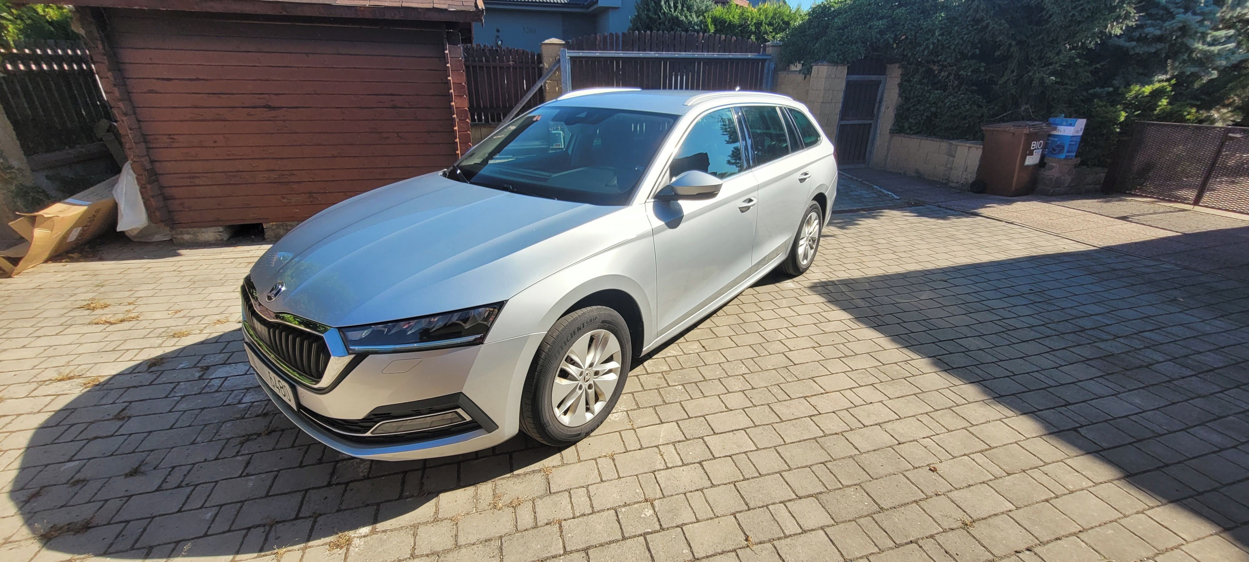 Škoda Octavia, 4 2,0TDi DSG VIRTUAL full led - fotka 3