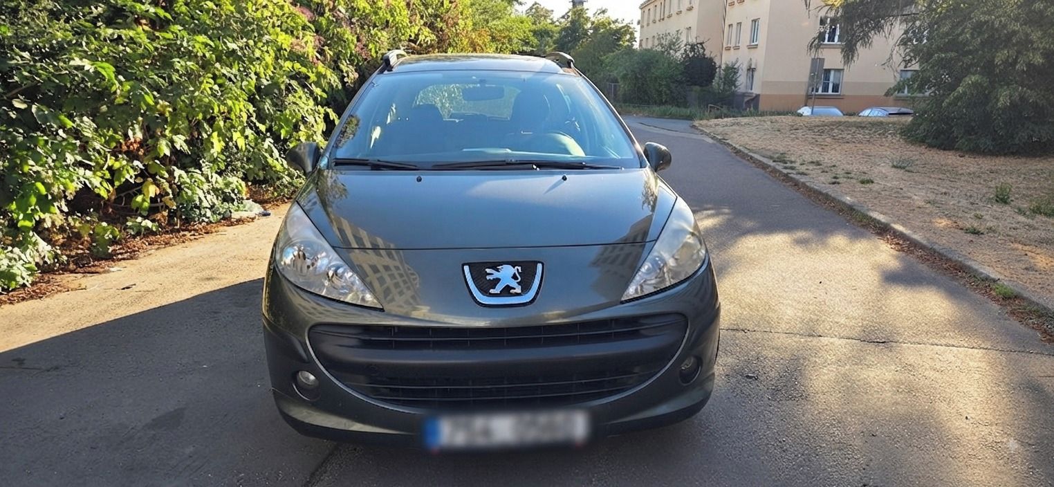Peugeot 207, 1.6 HDi - fotka 2