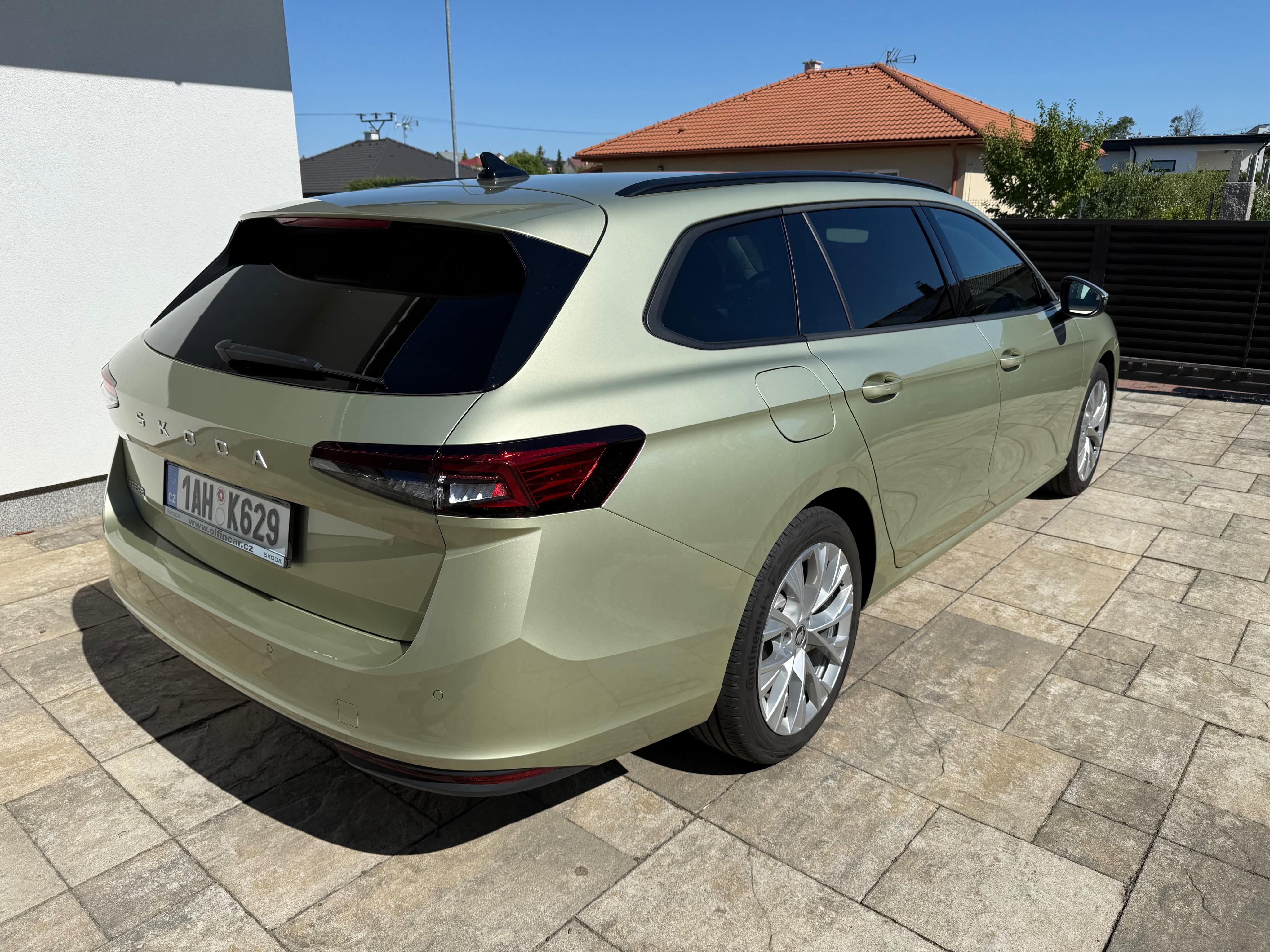 Škoda Superb, 2.0 TDI 110kw, Selection - fotka 6