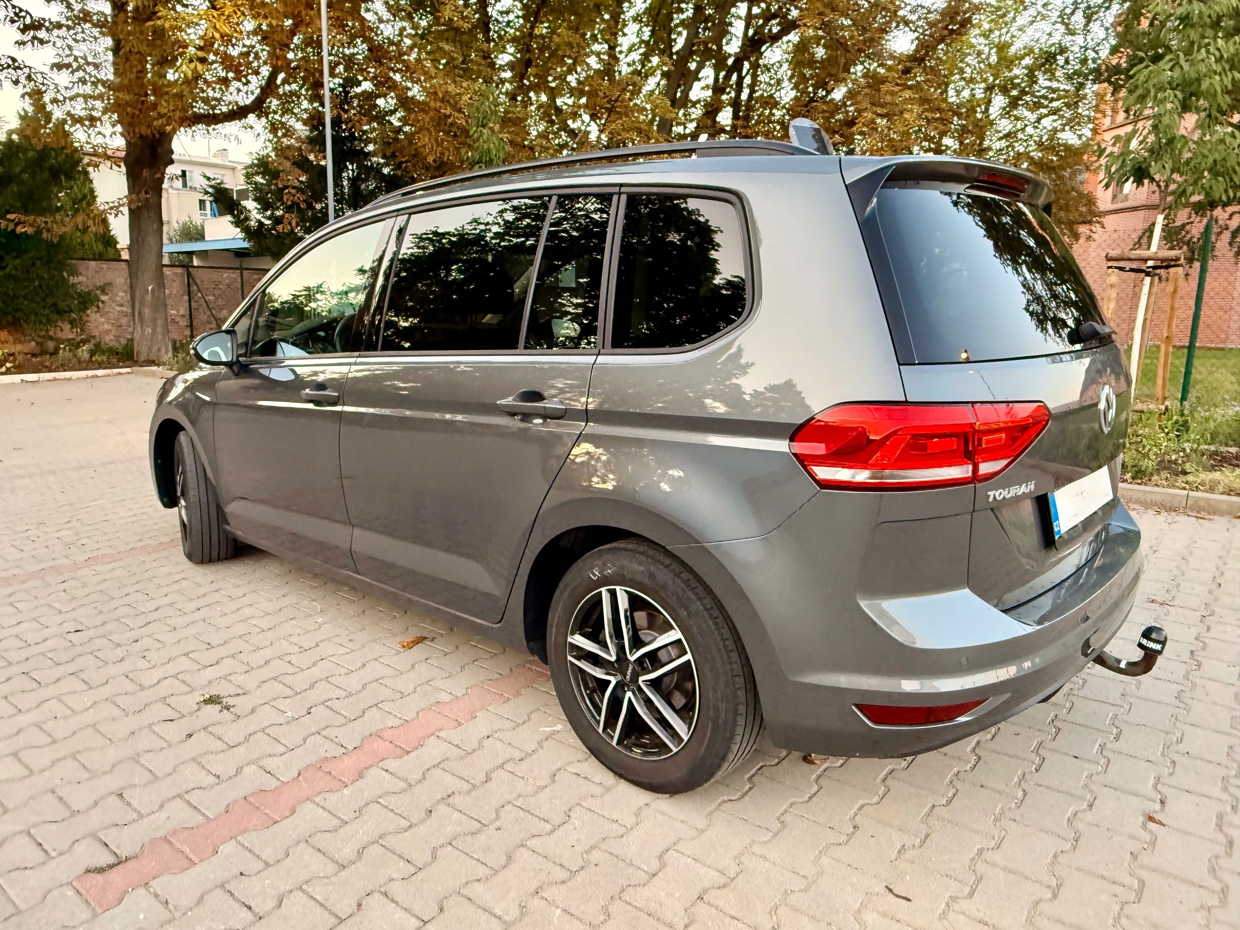 Volkswagen Touran, 1.5TSI 110kW| 1.maj.|VW servis - fotka 6