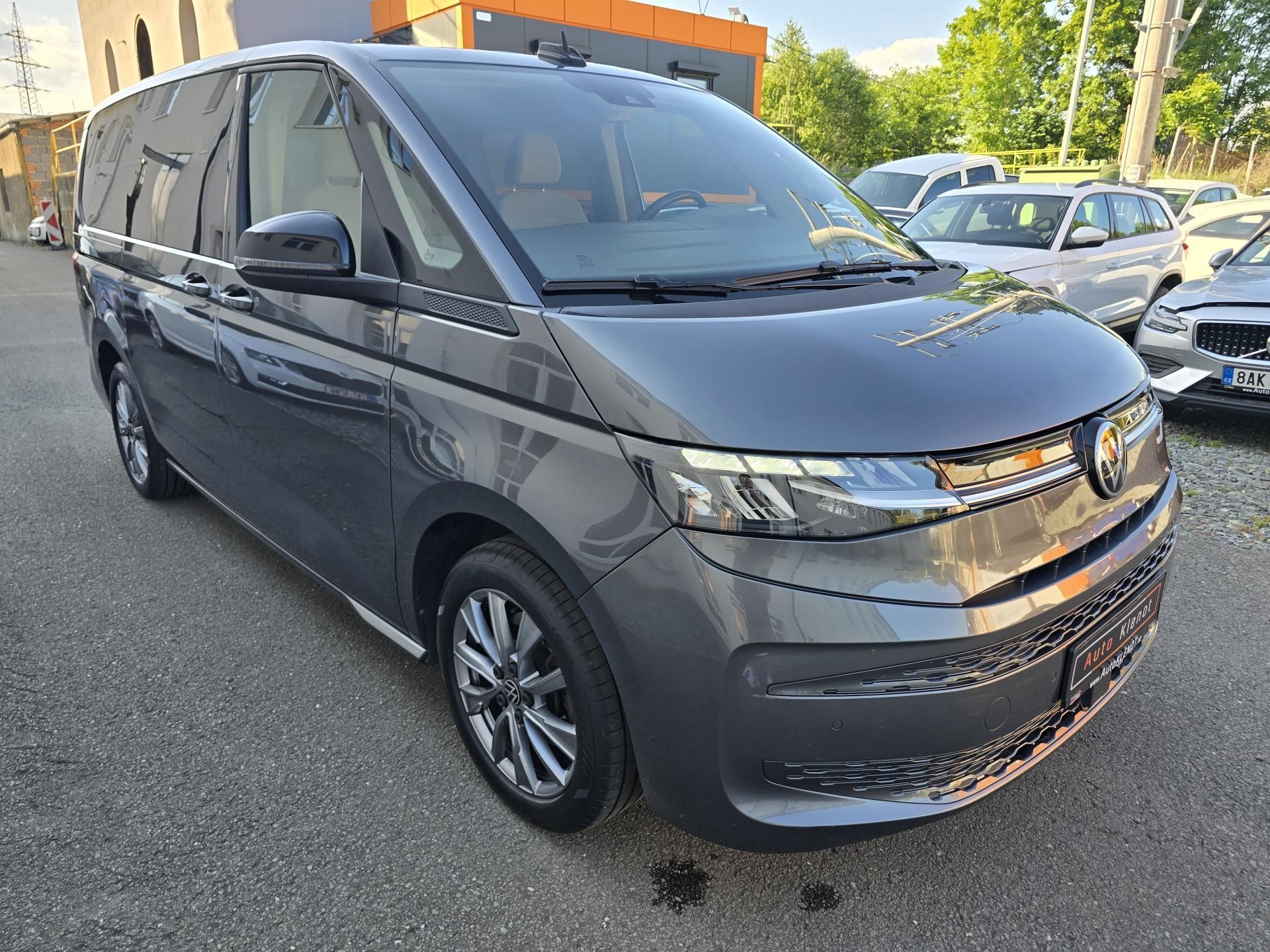 Volkswagen Multivan, T7 150kW LIFE LONG DSG WEBASTO - fotka 2