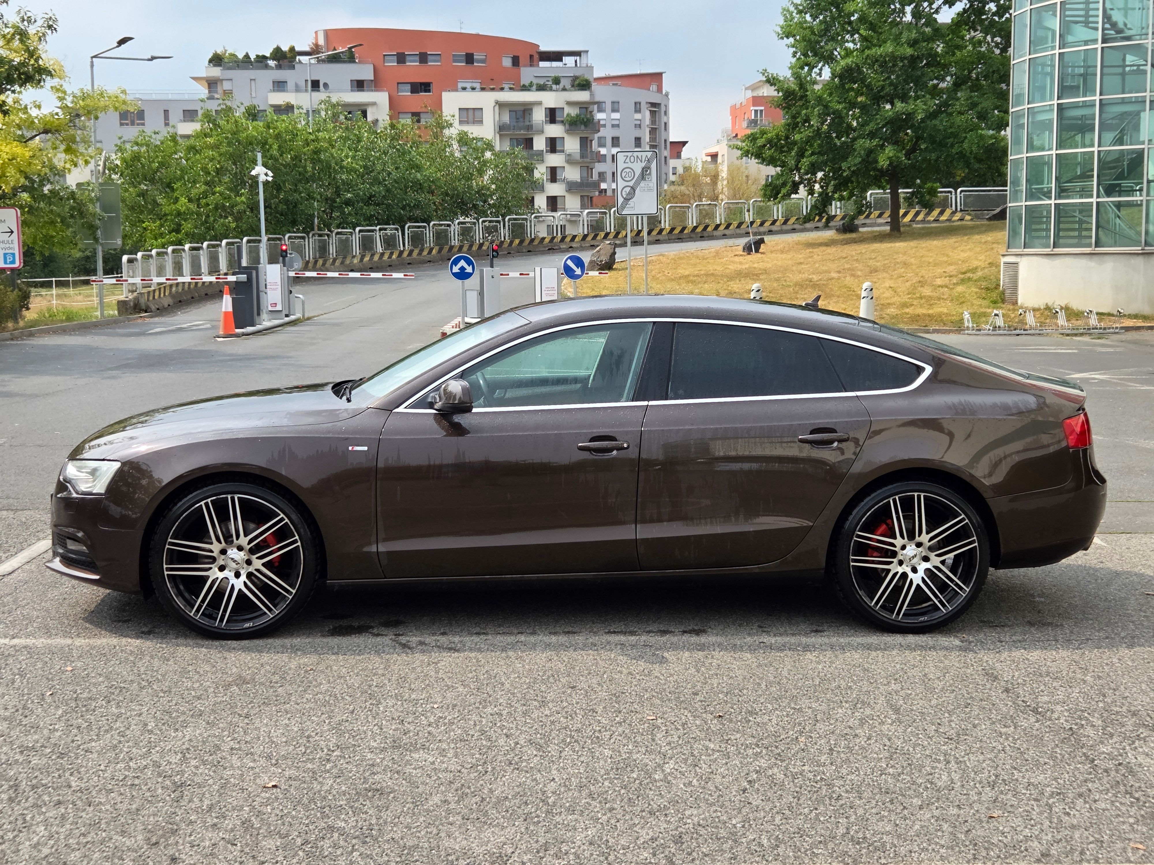 Audi A5, 2.0TDI Automat - necouvá - fotka 3