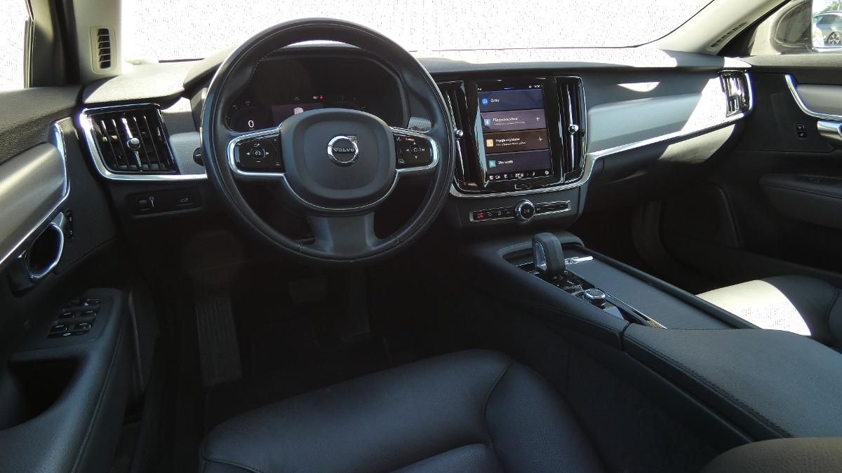 Volvo V90, B4 mHEV AWD aut. Momentum Pro - fotka 5