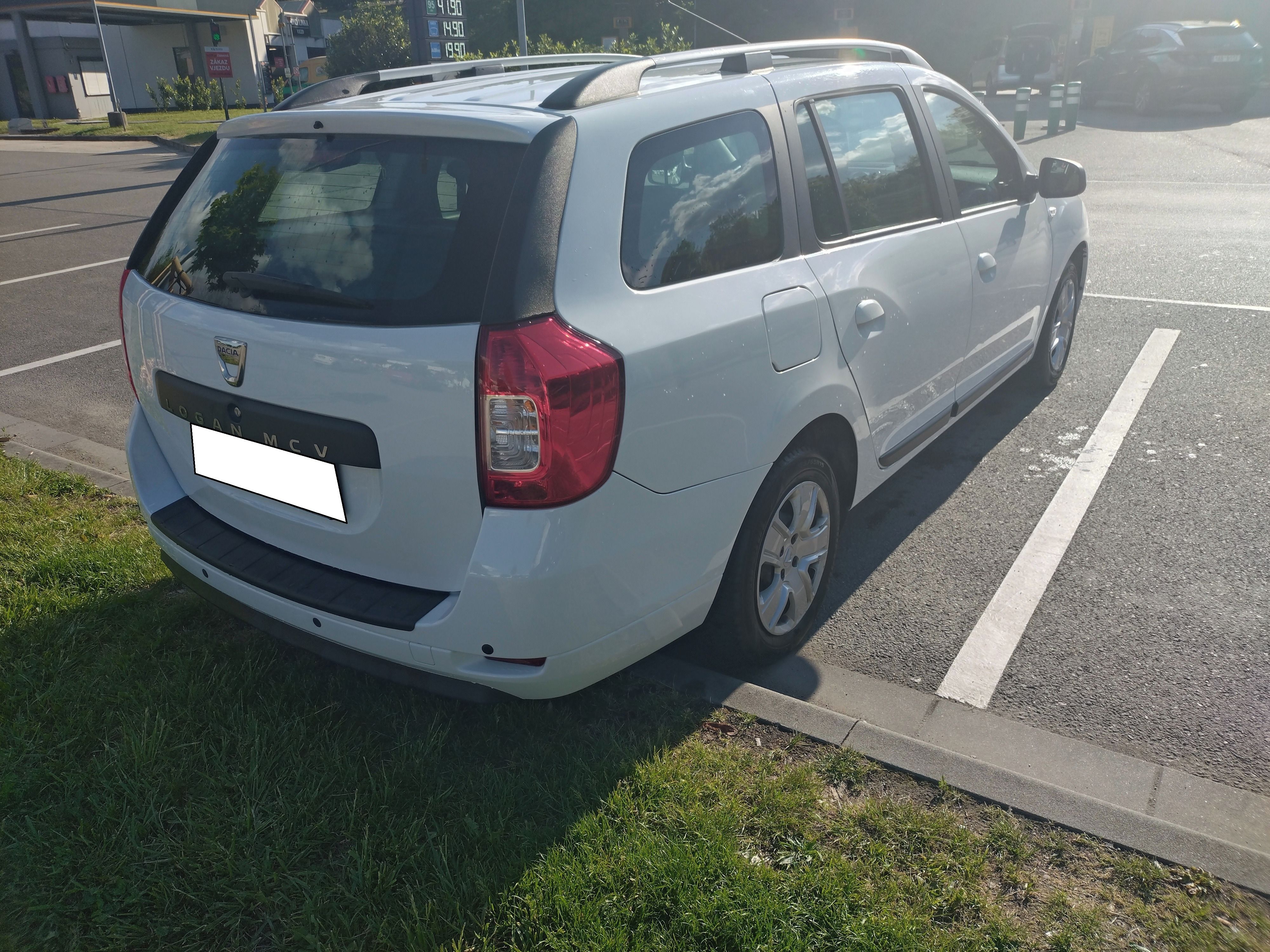 Dacia Logan - fotka 3