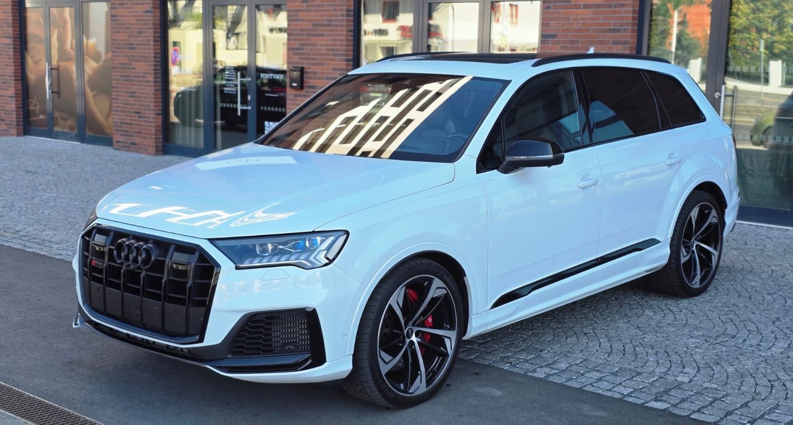 Audi SQ7, 4.0tdi / full vybava