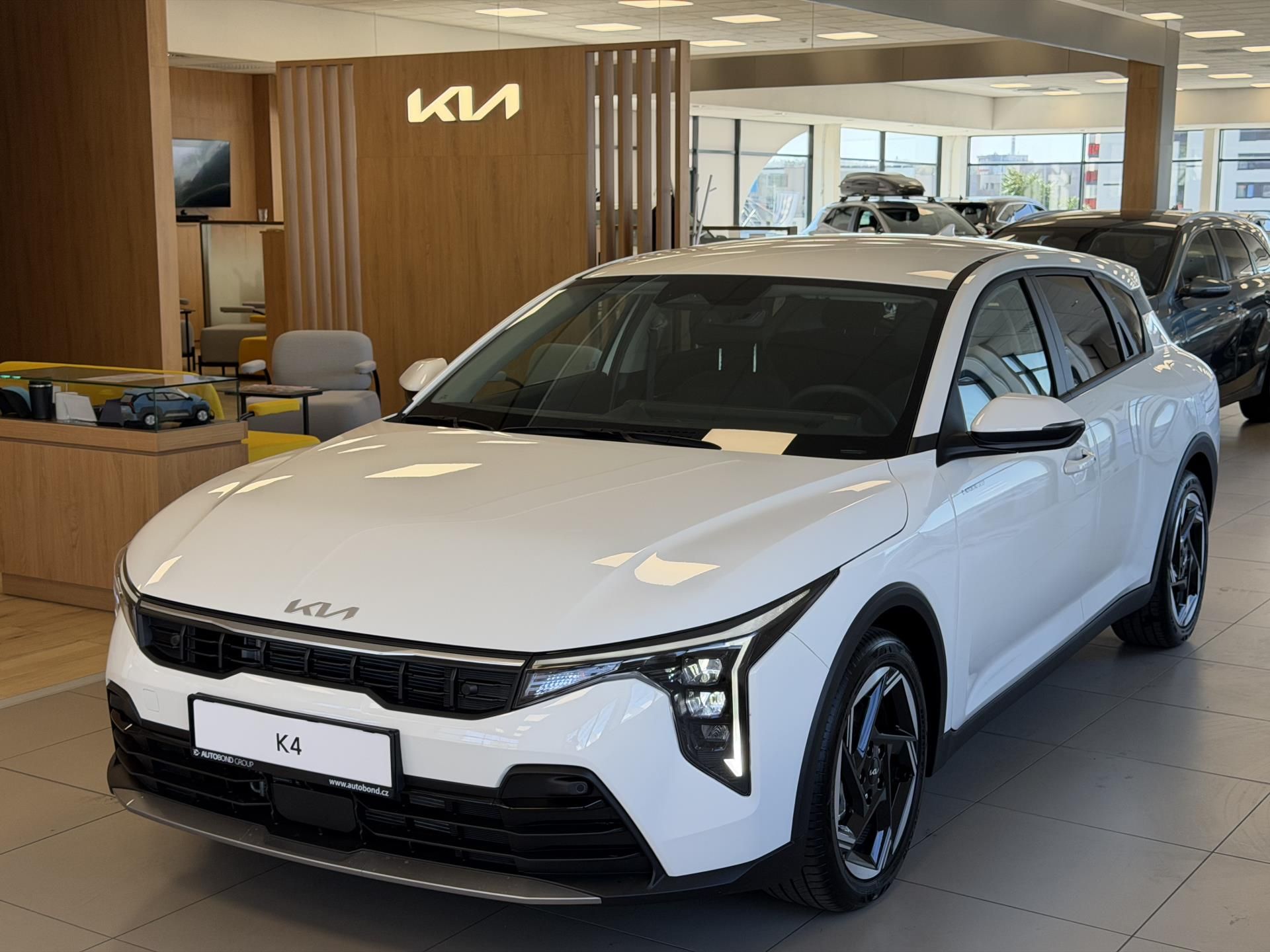 Kia K4, 1,0 T-GDi GPF MHEV 7DCT EXCLUS - fotka 3